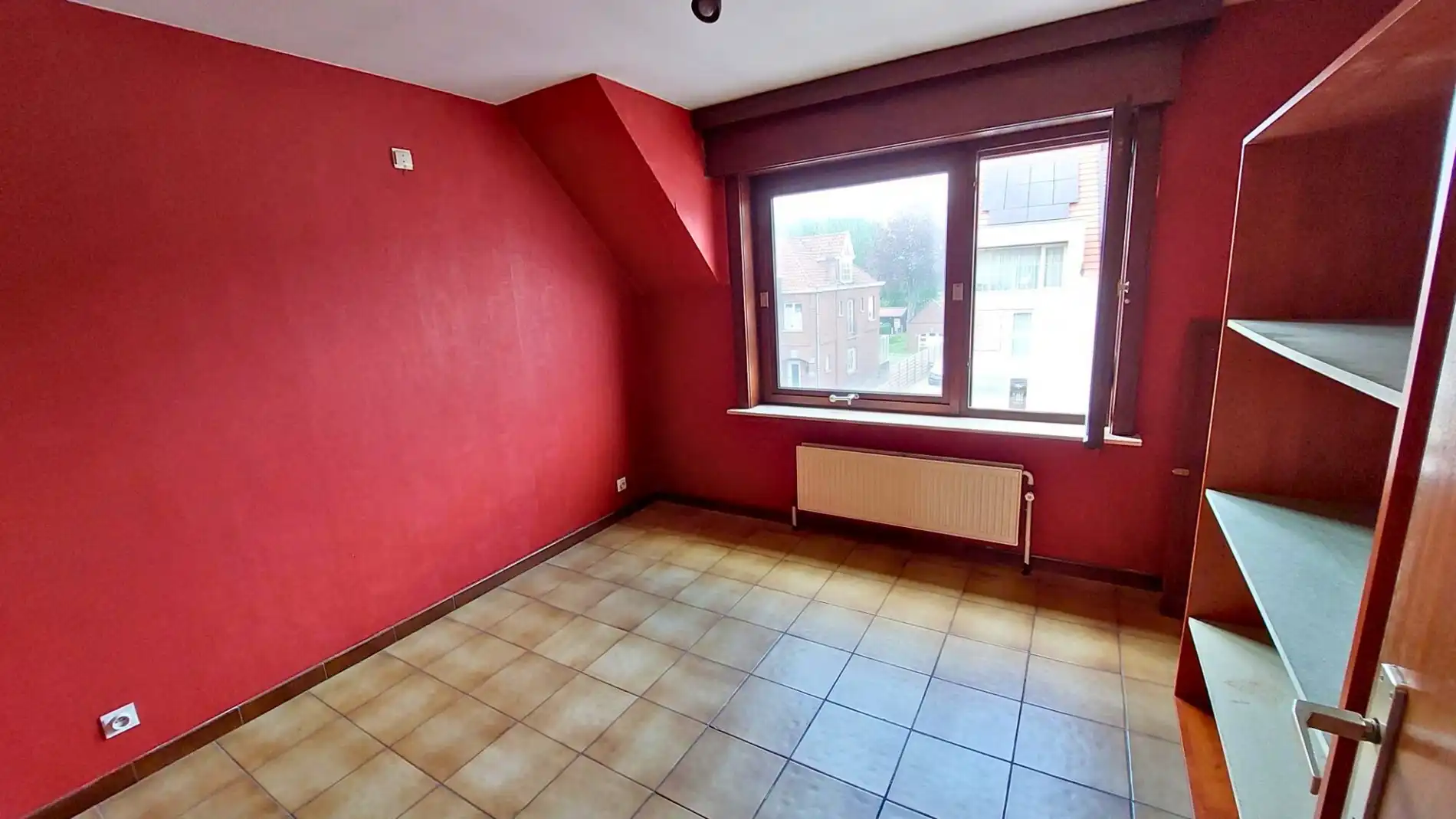 Ruim appartement met 2 slpks + garage foto 11