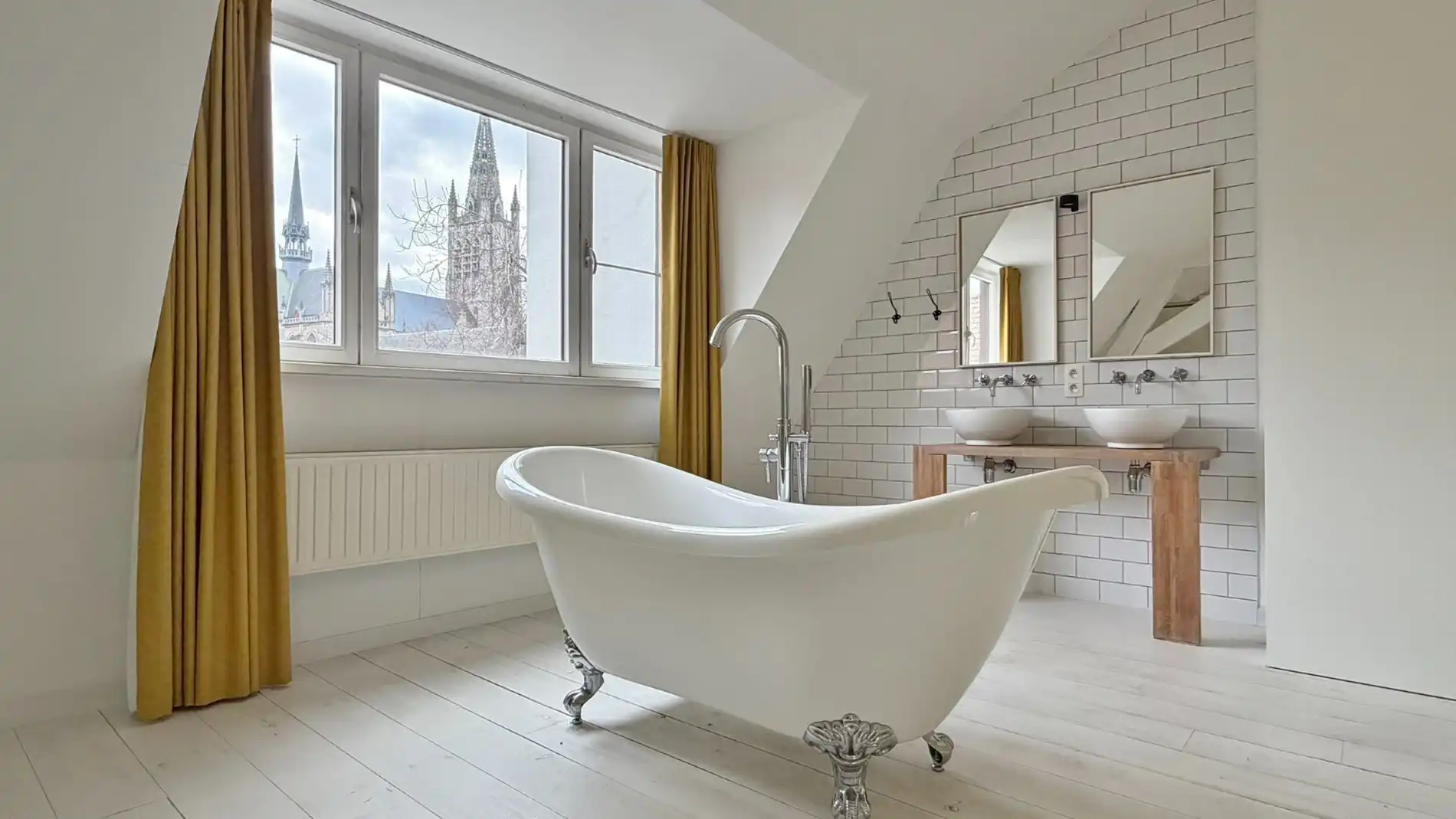 karaktervol herenhuis in het stadscentrum met ruim zonnig terras.  foto 11