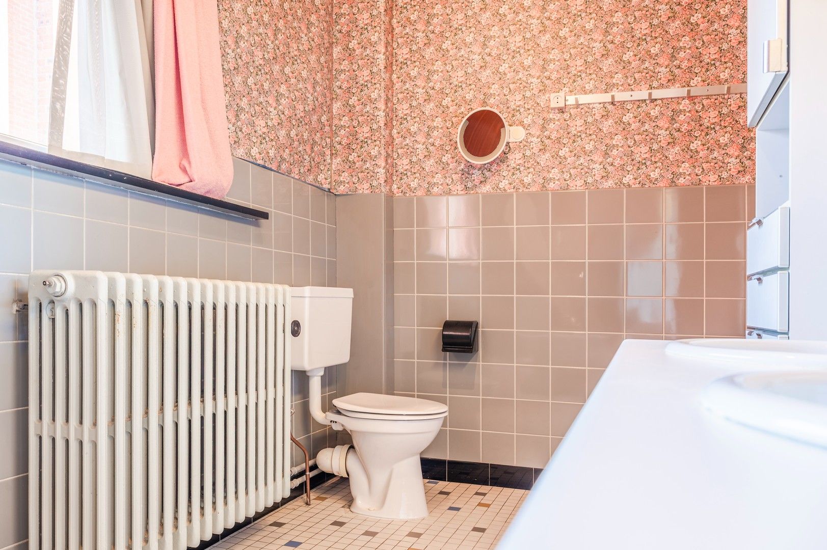 Ruime woning met garage te Burcht foto 16
