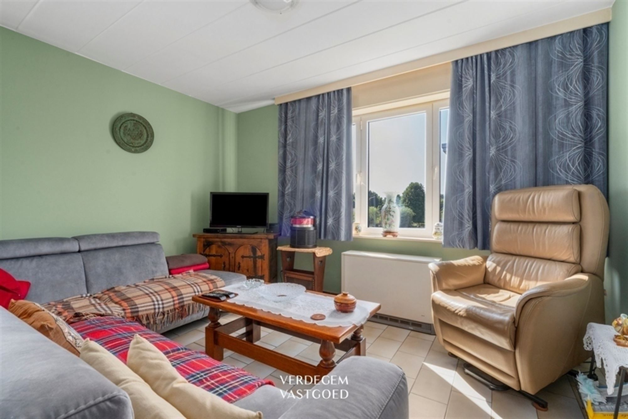 Degelijk appartement met 2 slaapkamers, 2 terrassen en mogelijke aankoop garage foto 3
