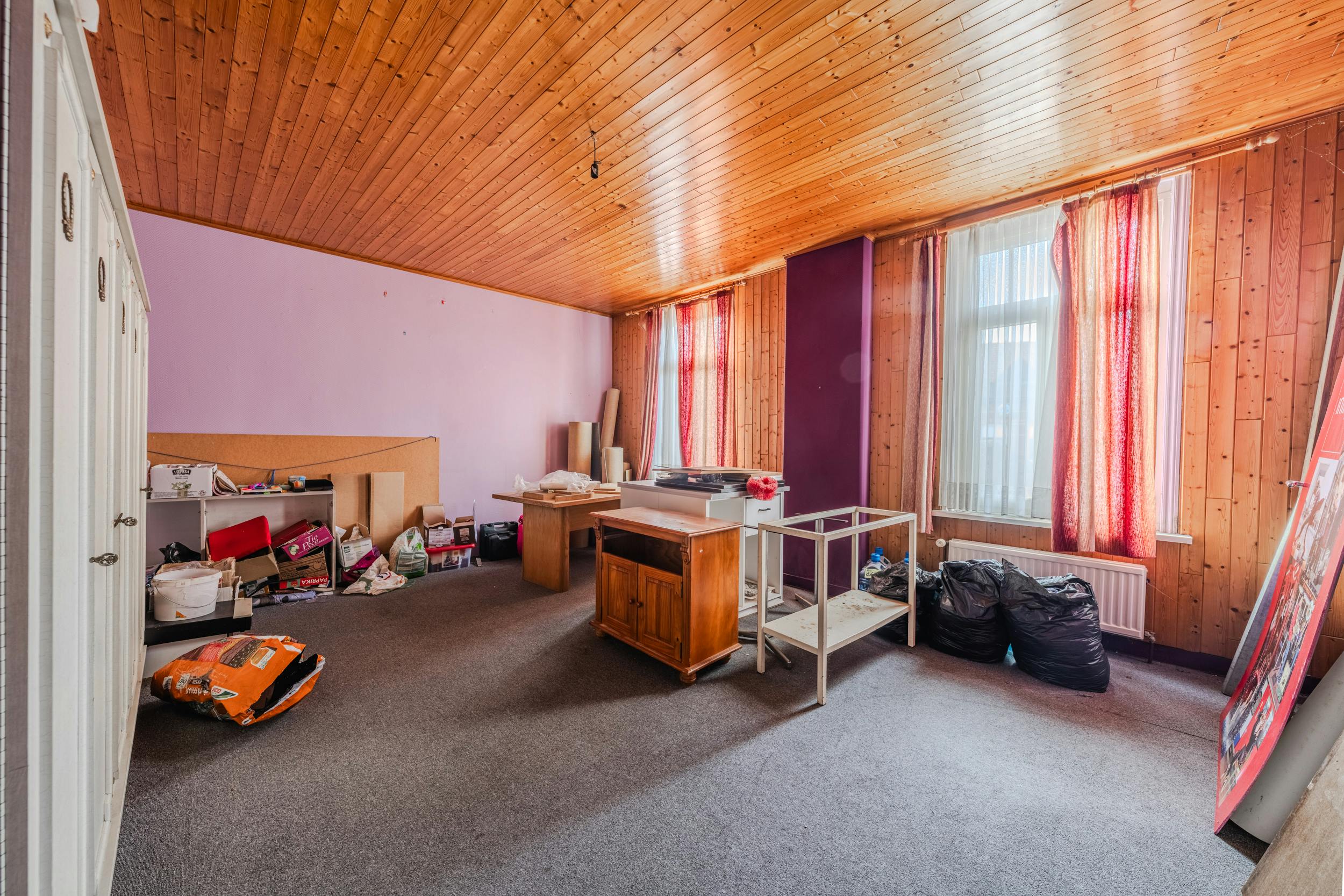 Goed gelegen handelspand met veel potentieel in Lombardsijde foto 18