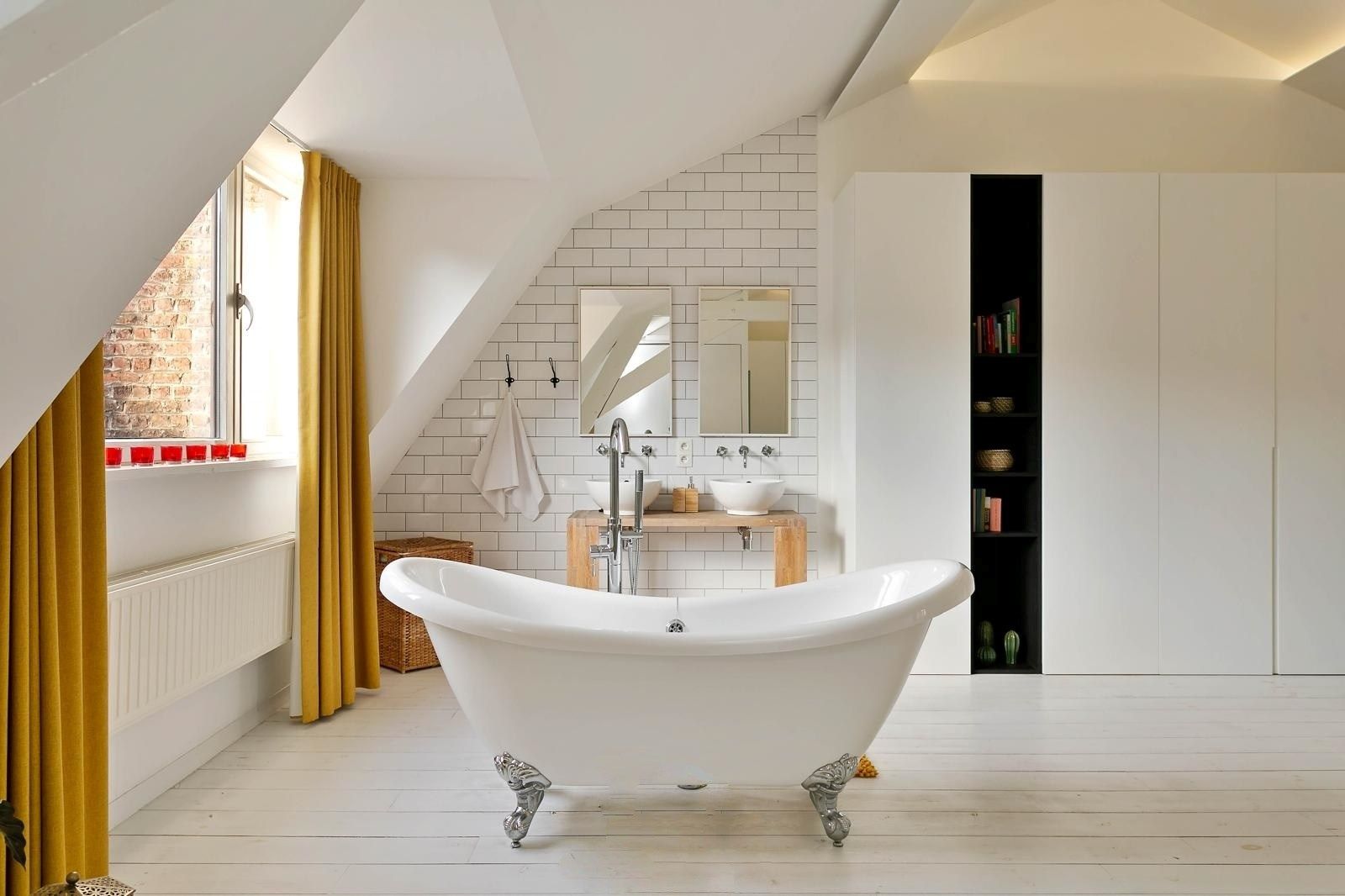 karaktervol herenhuis in het stadscentrum met ruim zonnig terras.  foto 17