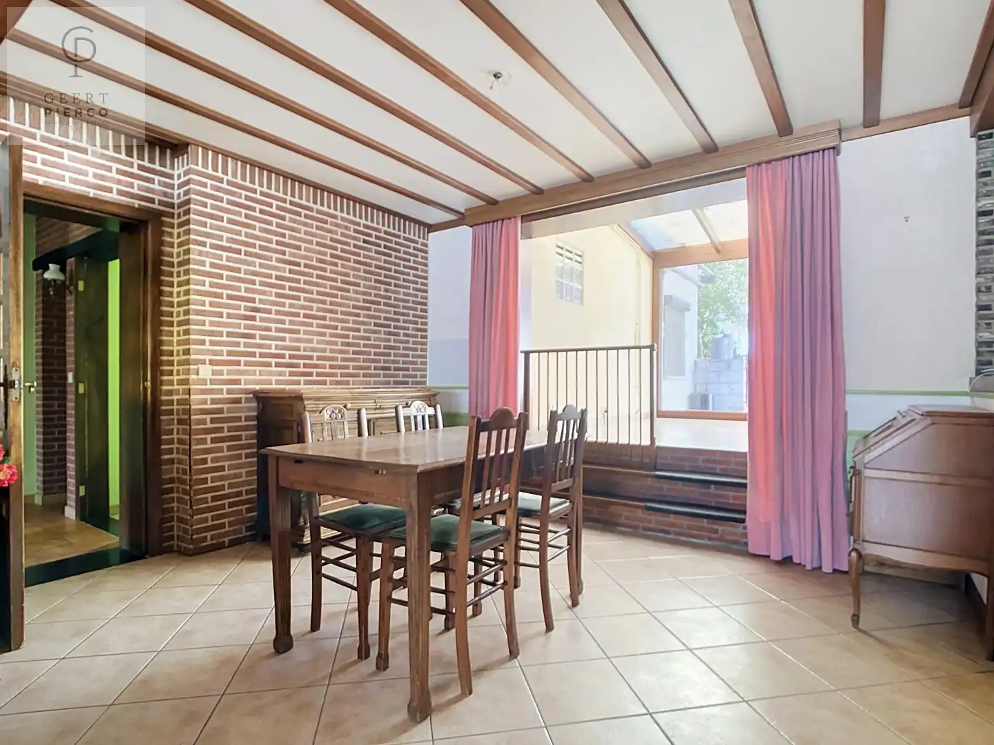 Charmante halfopen woning te Niel-bij-Sint-Truiden foto 6