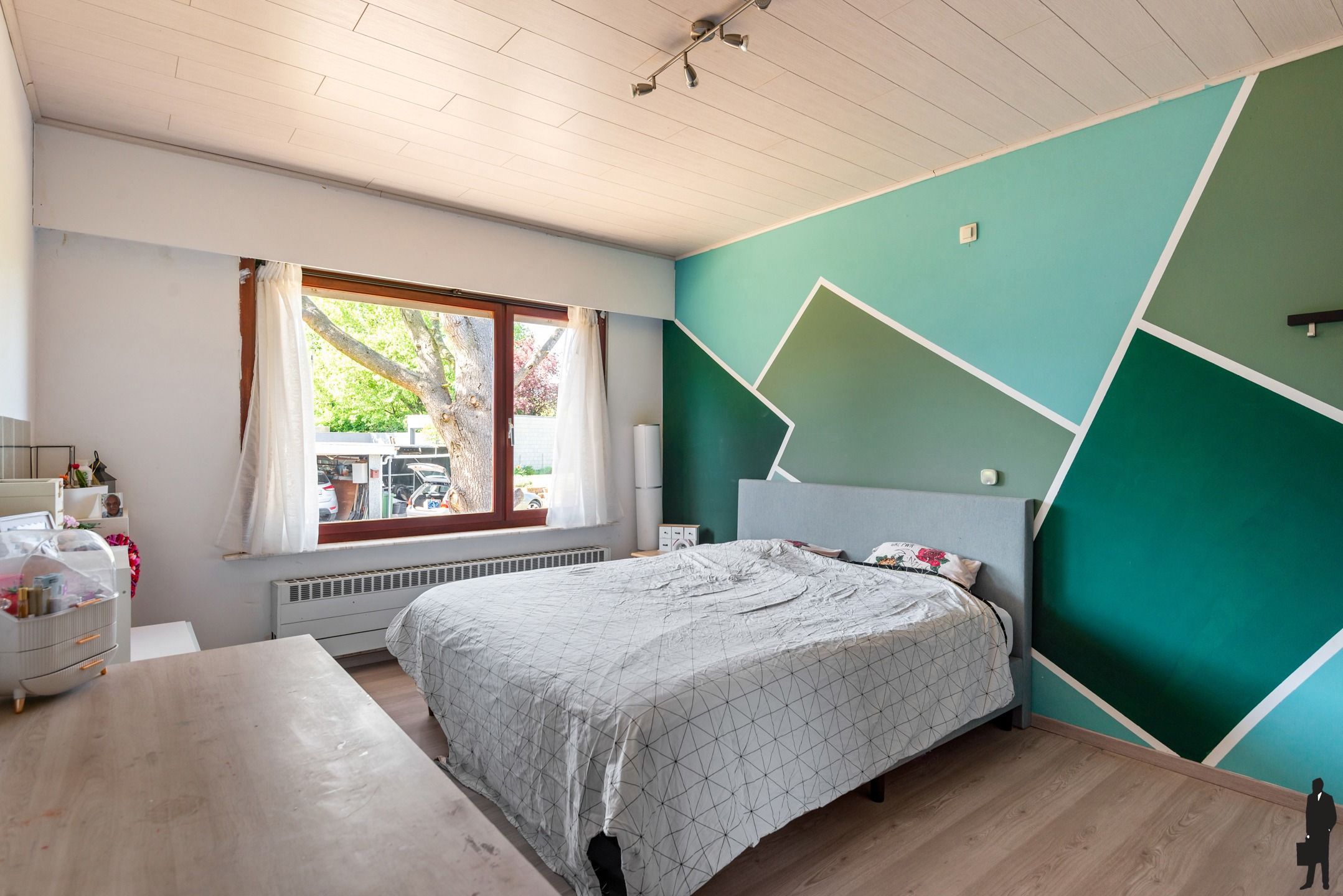 Welgelegen charmante laagbouwvilla met 3 slpks en ruime tuin foto 19