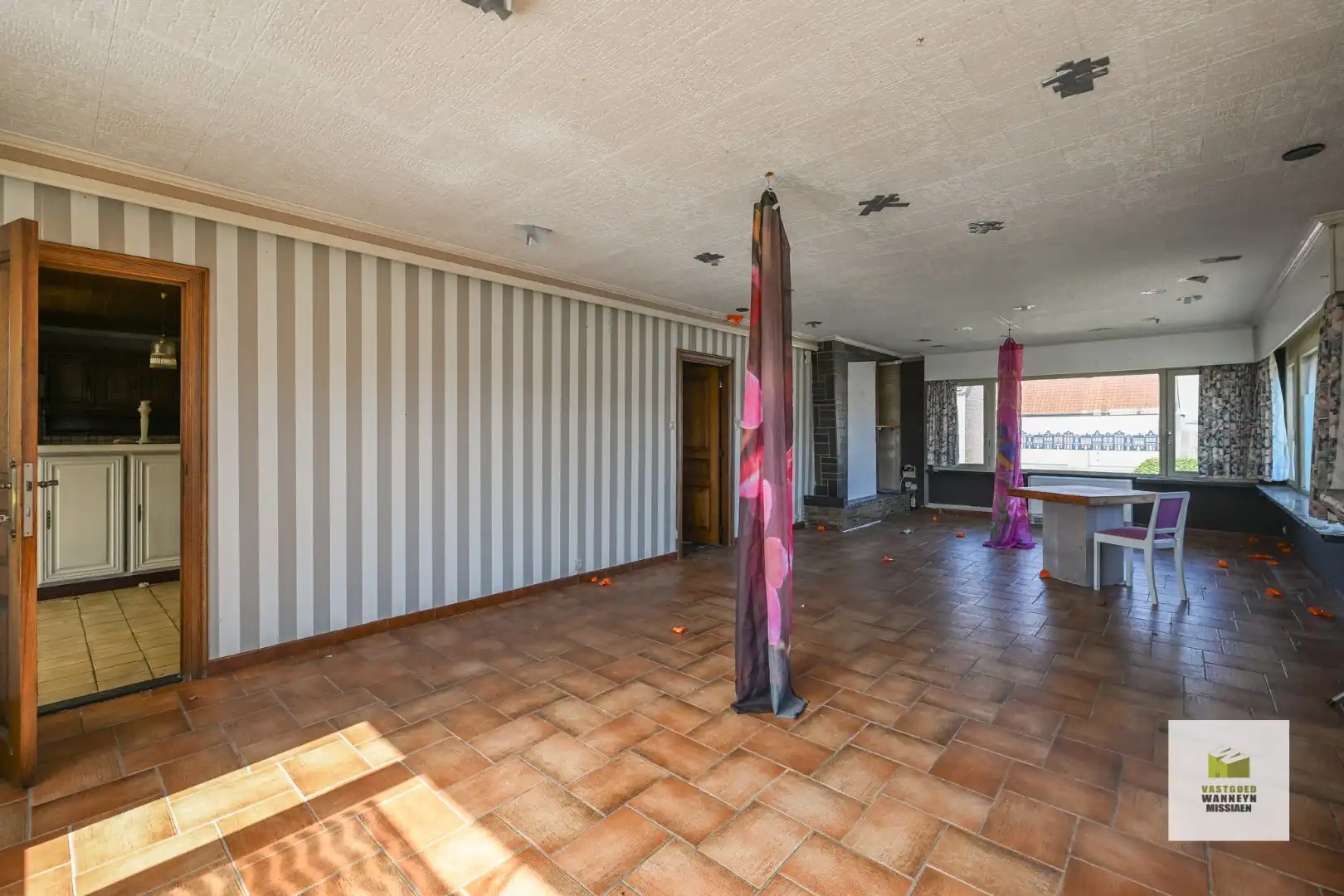 Te renoveren gelijkvloerse woning op 781m2 te centrum Wingene foto 8