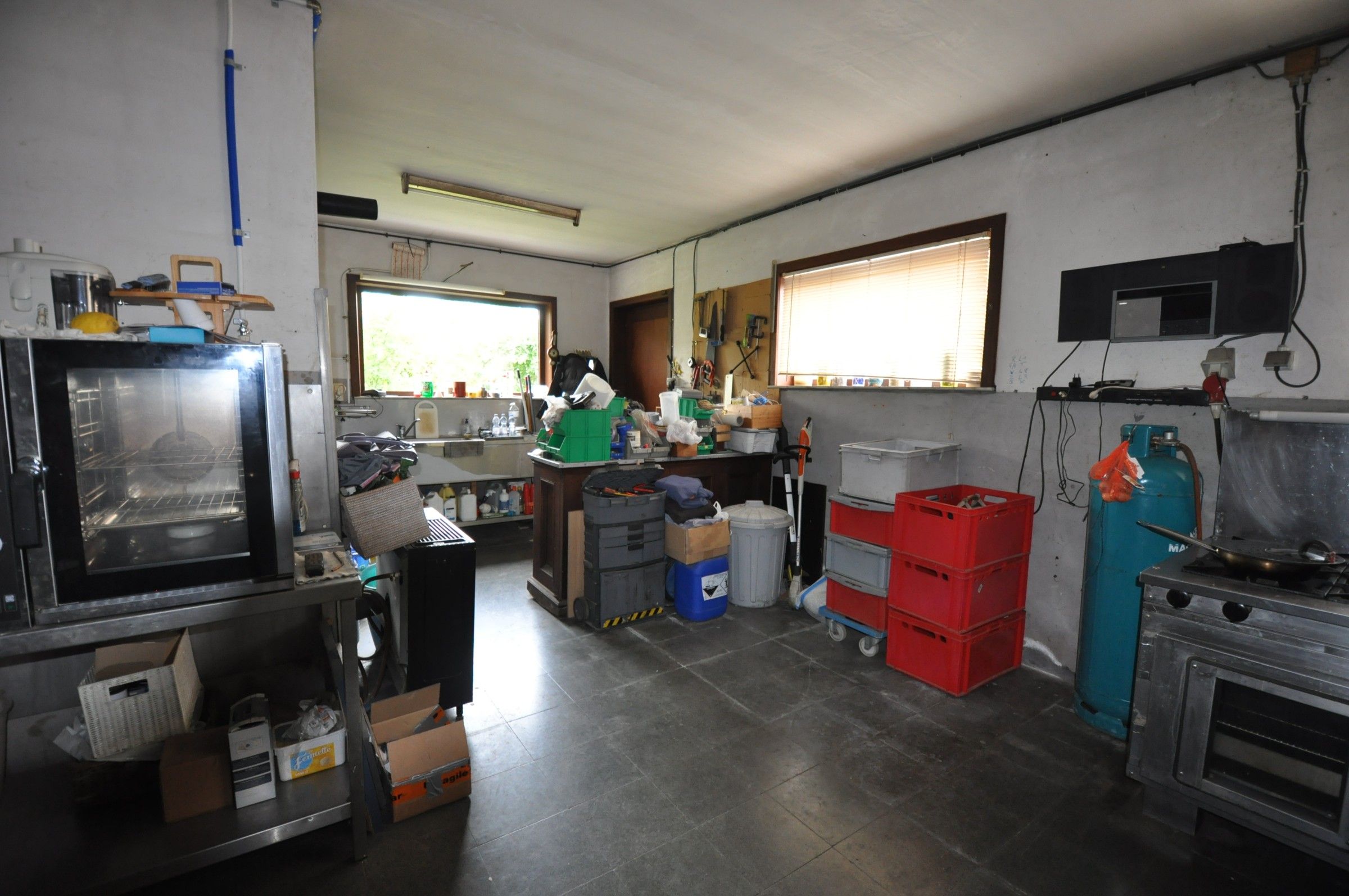 Zeer ruime villa op 1000 m² nabij het centrum van Oudenburg ! foto 19