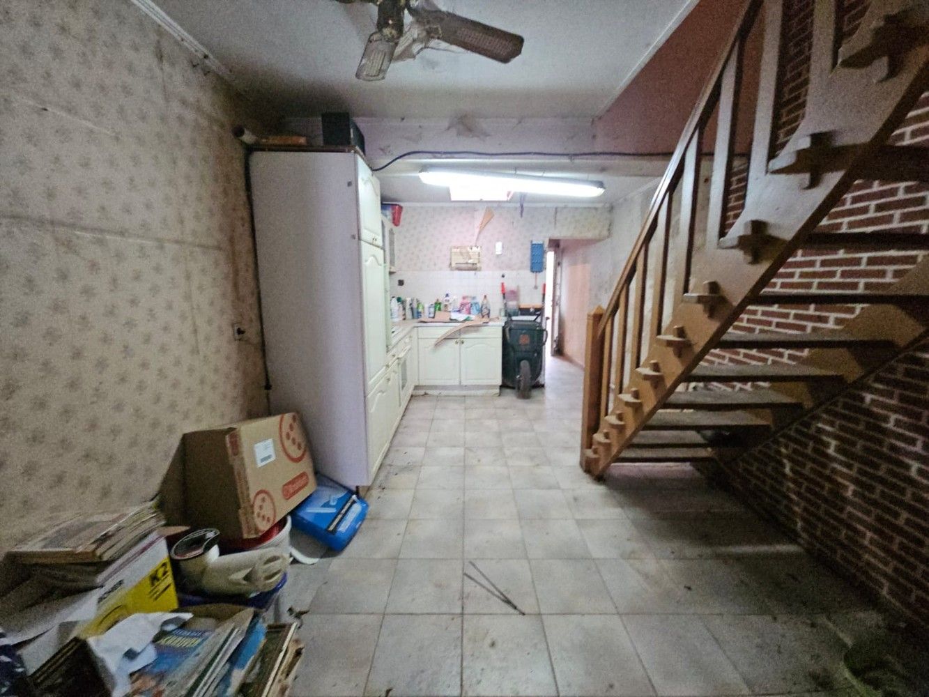 Te renoveren rijwoning nabij de Oudenberg foto 6