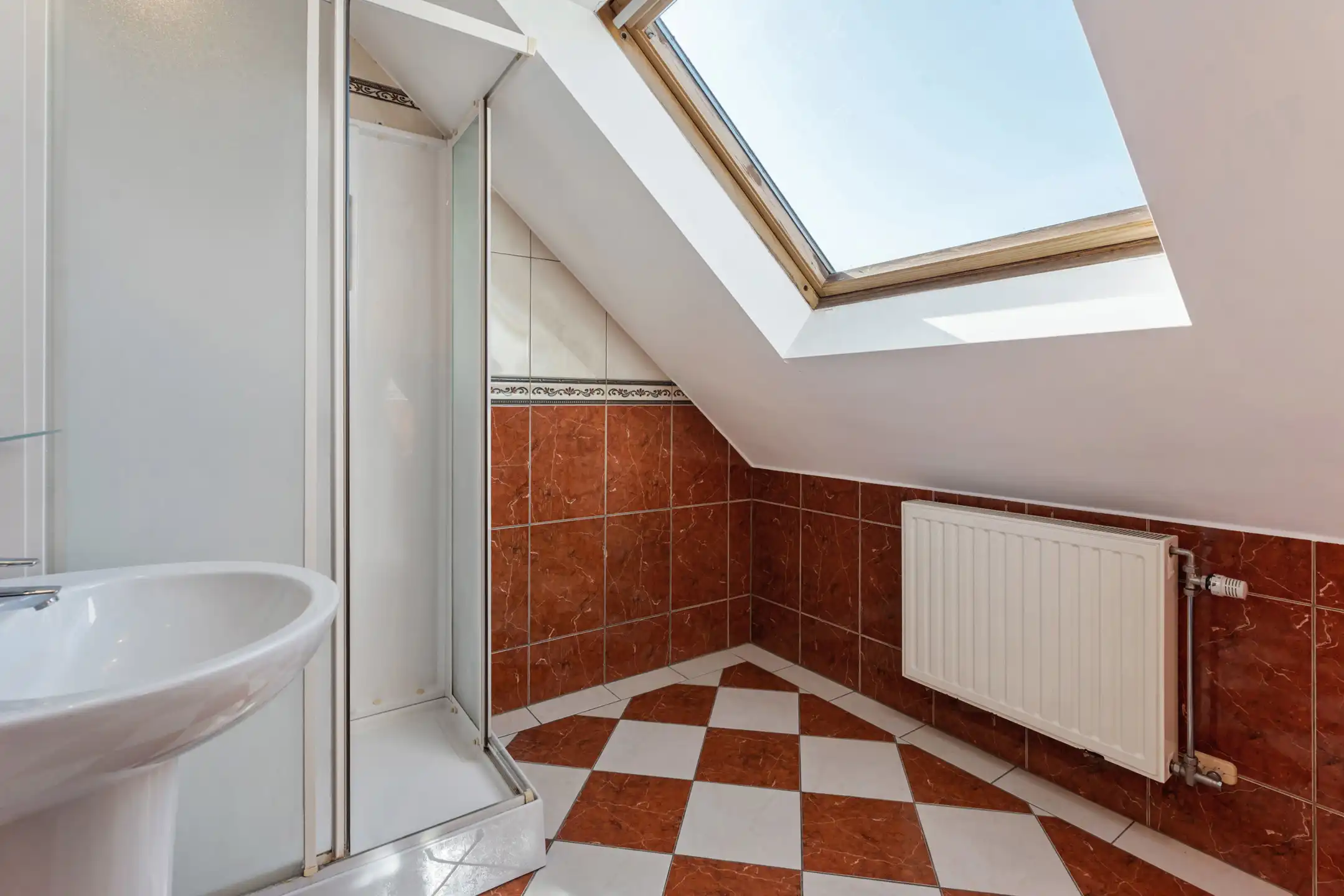 Duplex appartement met inpandige garage te Millen. foto 10