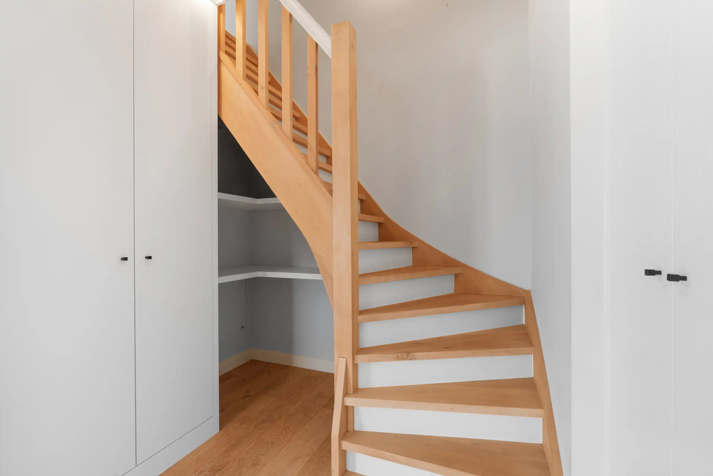Instapklaar duplexappartement met twee slaapkamers foto 14