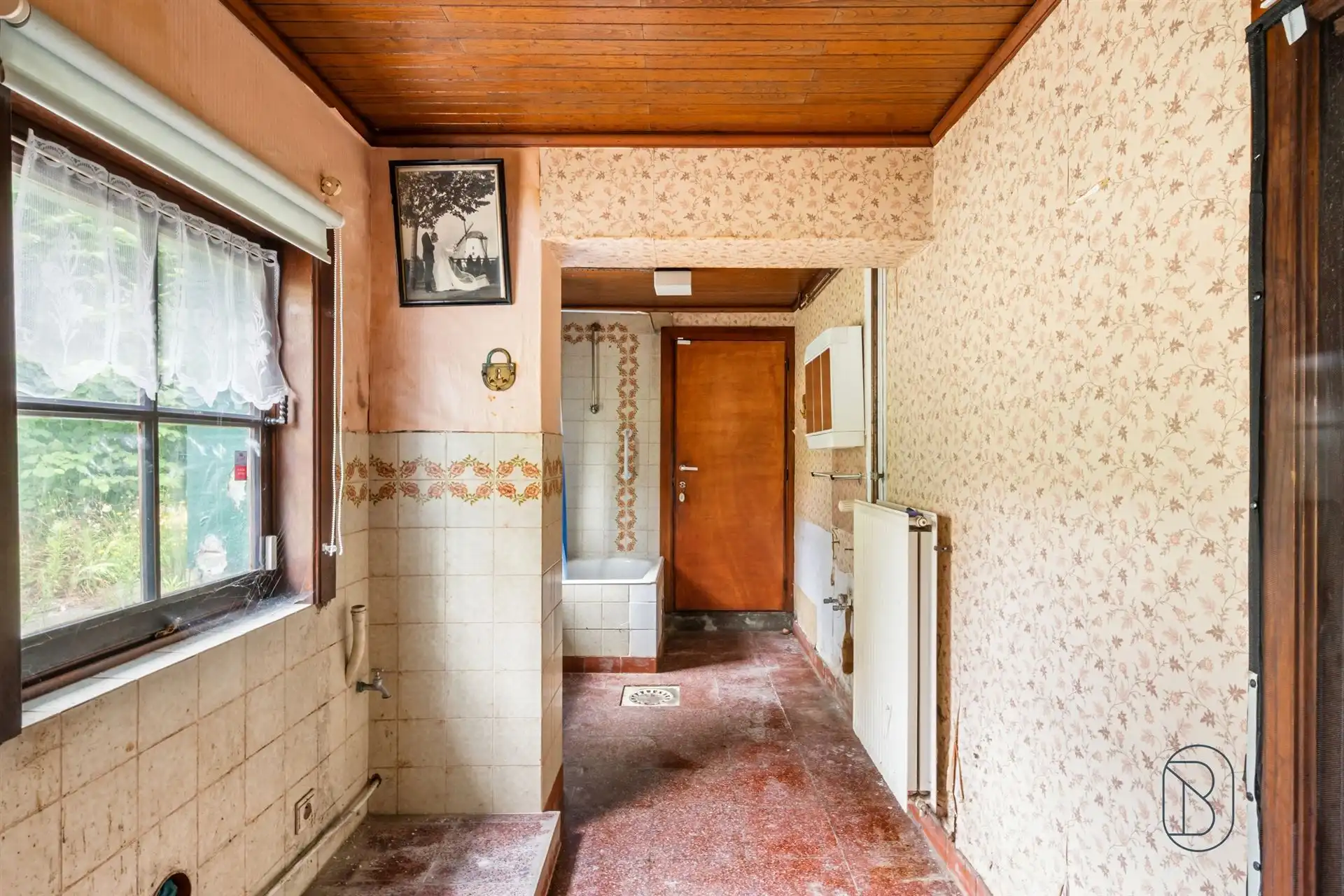 Charmante te renoveren fermette met 2 garages in Ronse foto 15