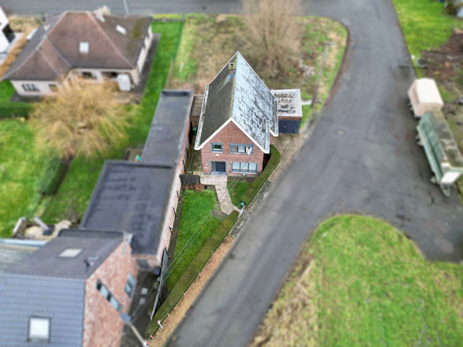 Hoofdfoto van de publicatie: Mooi gelegen vrijstaande woning met 3 SLPK, tuin én garage!