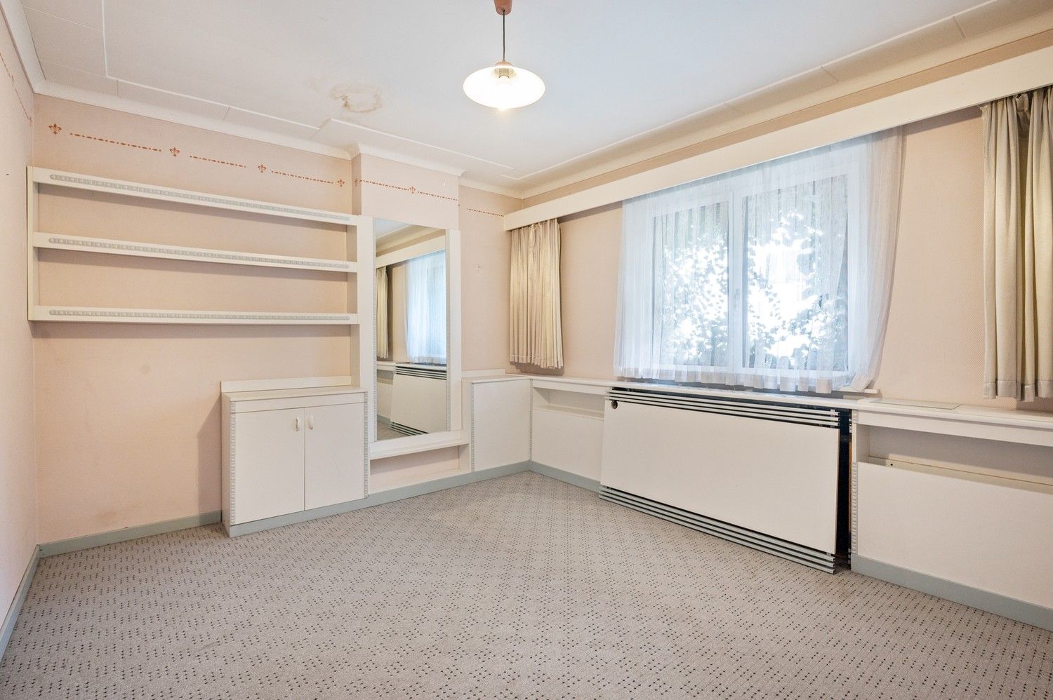 Charmante woning met 2 slaapkamers en een garage in Borgerhout foto 11