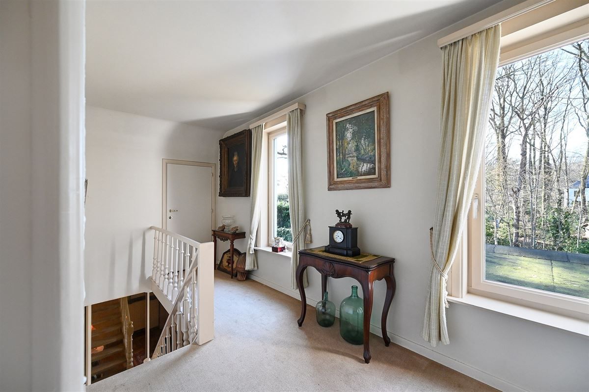 Mooie villa met veel potentieel in de populaire wijk "De Sterre"

 foto 18