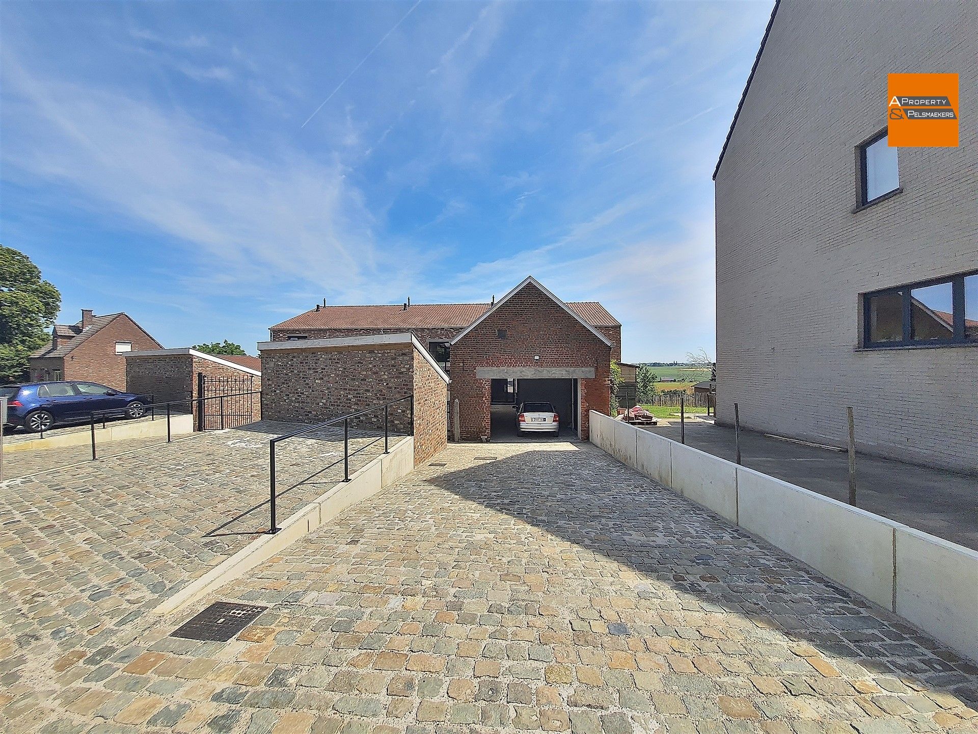 Nieuwbouw woning met 3 slaapkamers en tuin op toplocatie foto 3