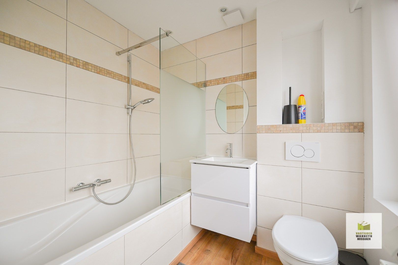 Instapklare woning met 3 slaapkamers (4 mogelijk) en tuin en landelijk uitzicht foto 14