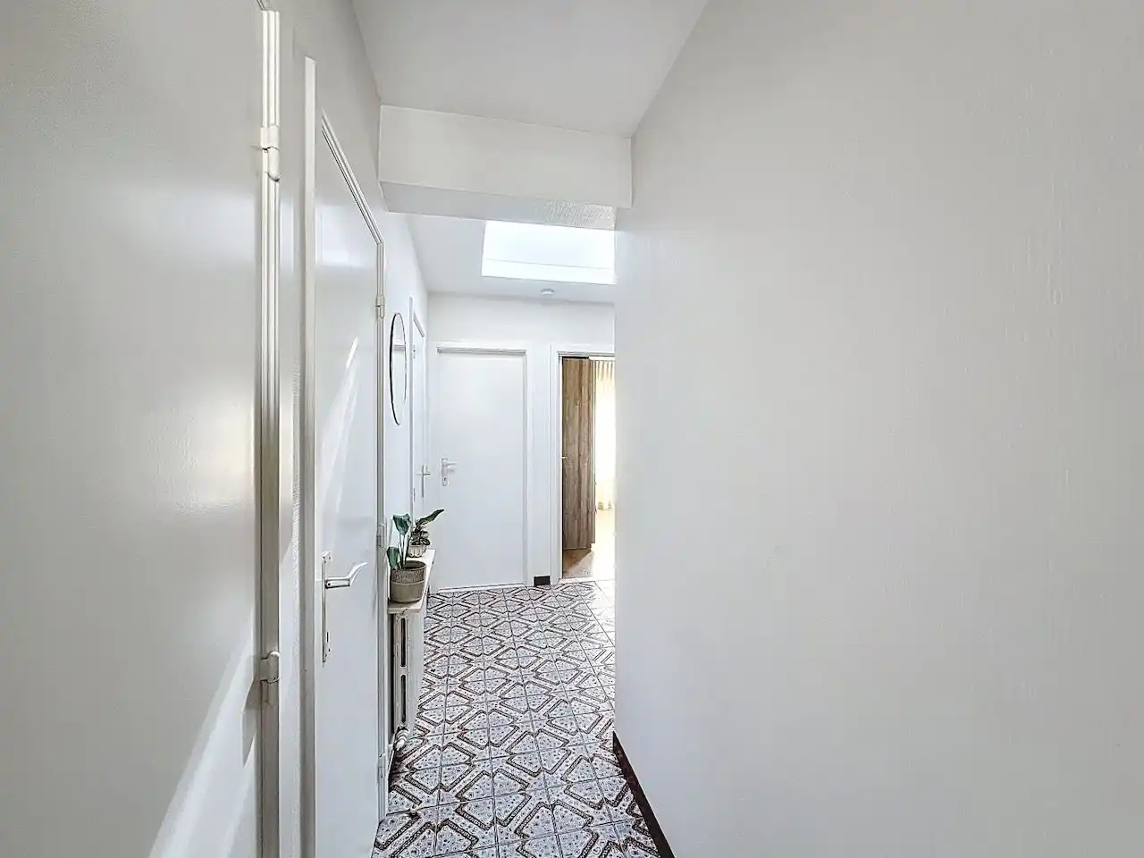 Mooi ingedeeld twee slaapkamerappartement in het hart van Heist. foto 13