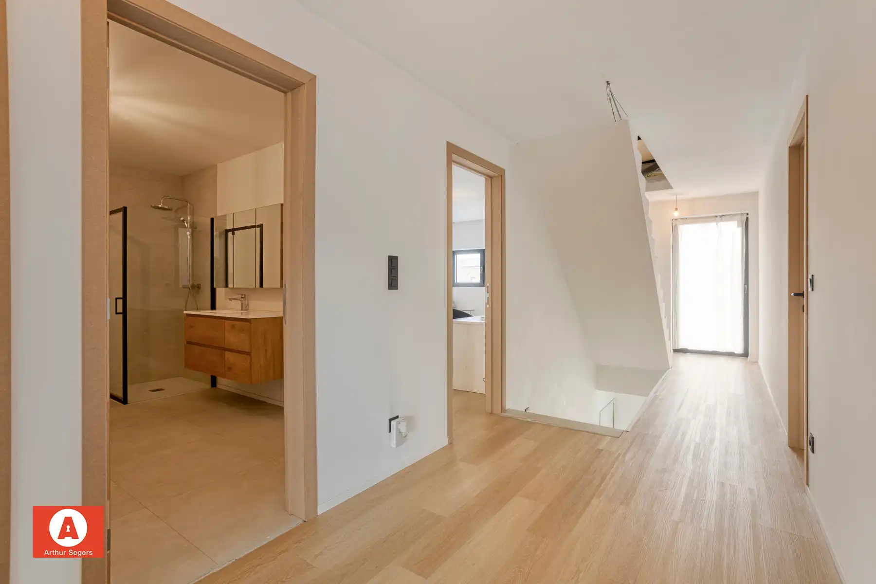 Nieuwbouwwoning op centrale ligging  foto 11