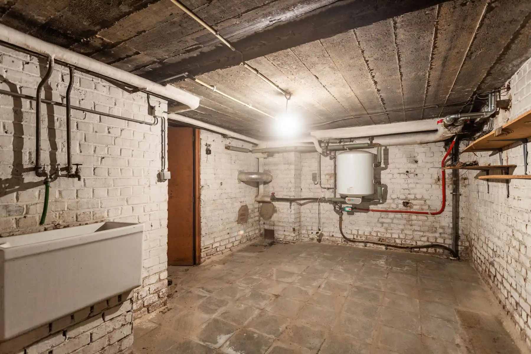 TE RENOVEREN HERENWONING foto 21