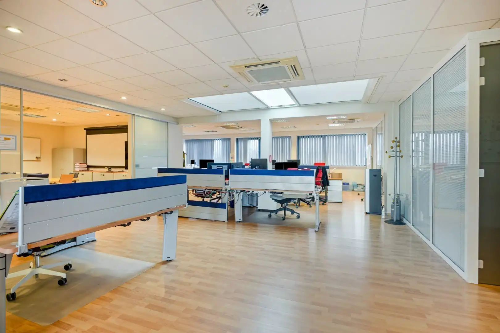 Kantoor te koop in het industriepark te Haasrode/Heverlee met 14 parkings - opp. 626 m² - verkoop van aandelen foto 20