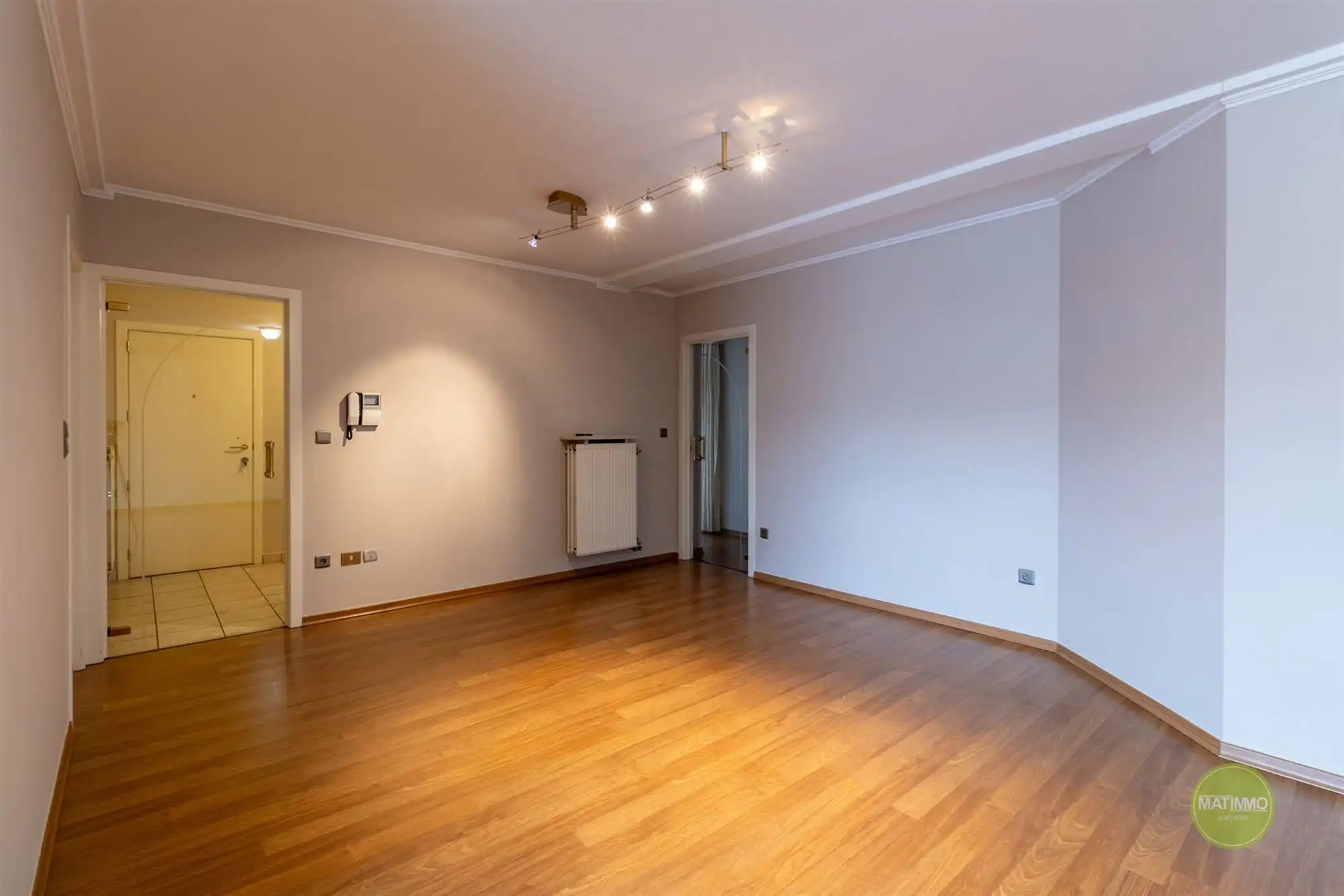 Ruim tweeslaapkamer appartement met terras en garage in Mol  foto 7