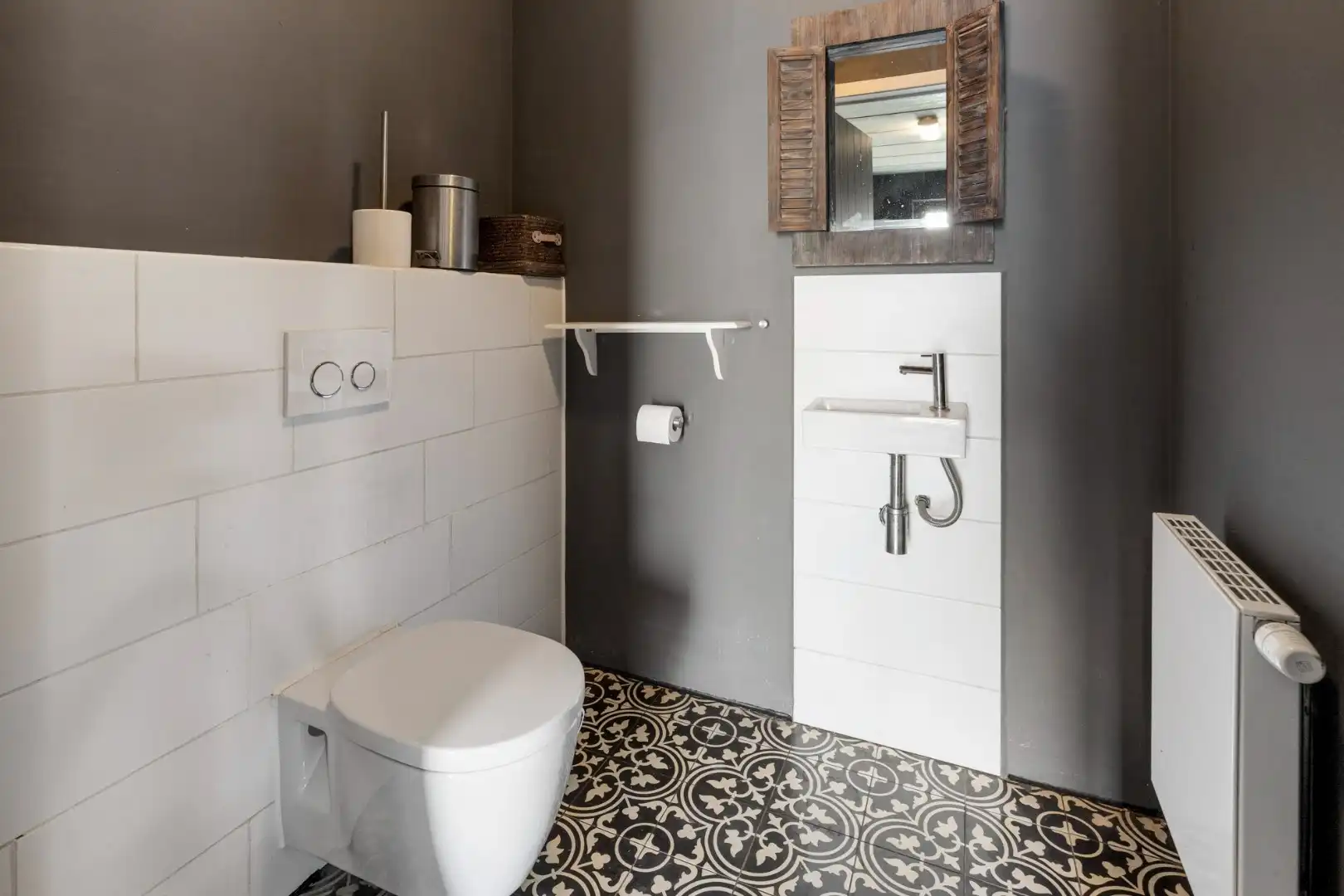 Recente, halfvrijstaande gezinswoning in een moderne bouwstijl op een perceel van 11a06ca! foto 10