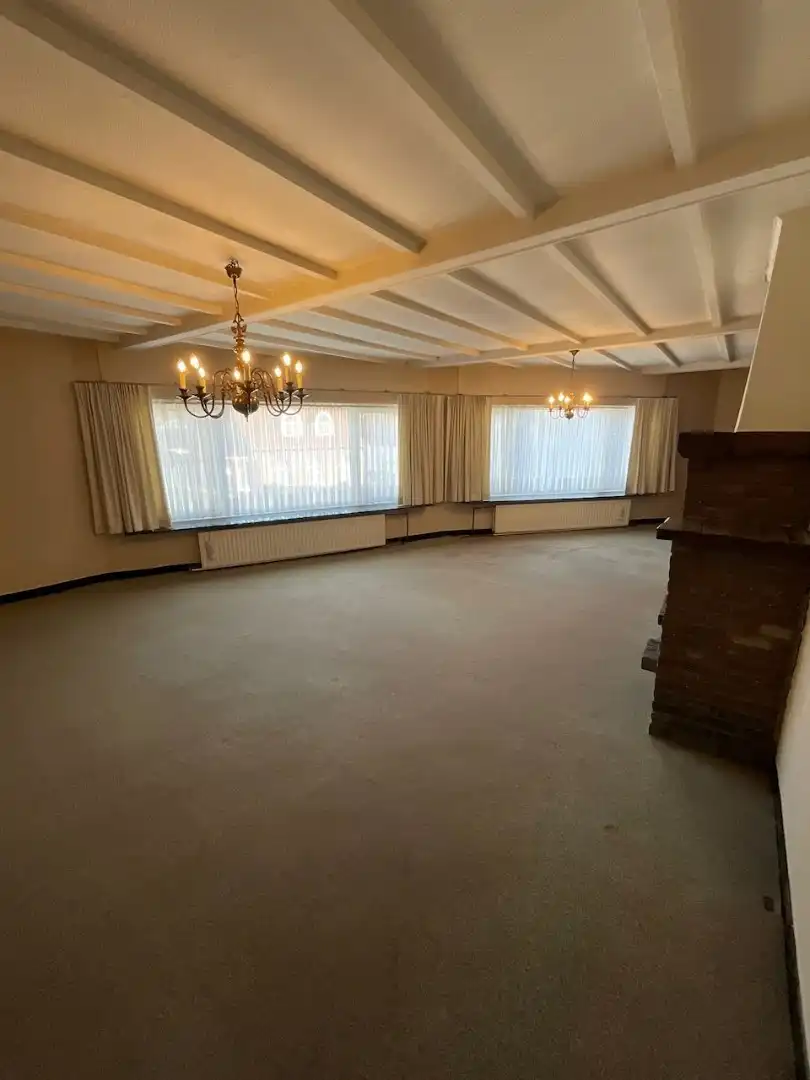Te renoveren zes slaapkamer appartement foto 2