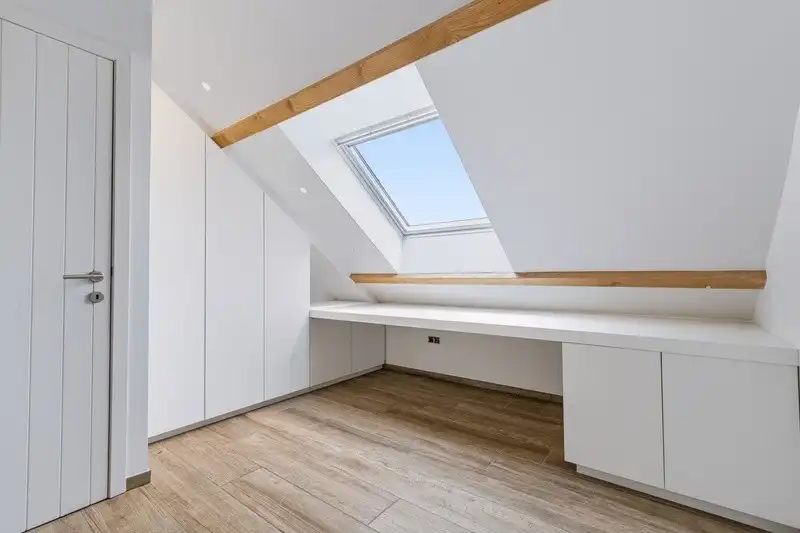 Karaktevolle eengezinswoning met garage en ruime tuin foto 36