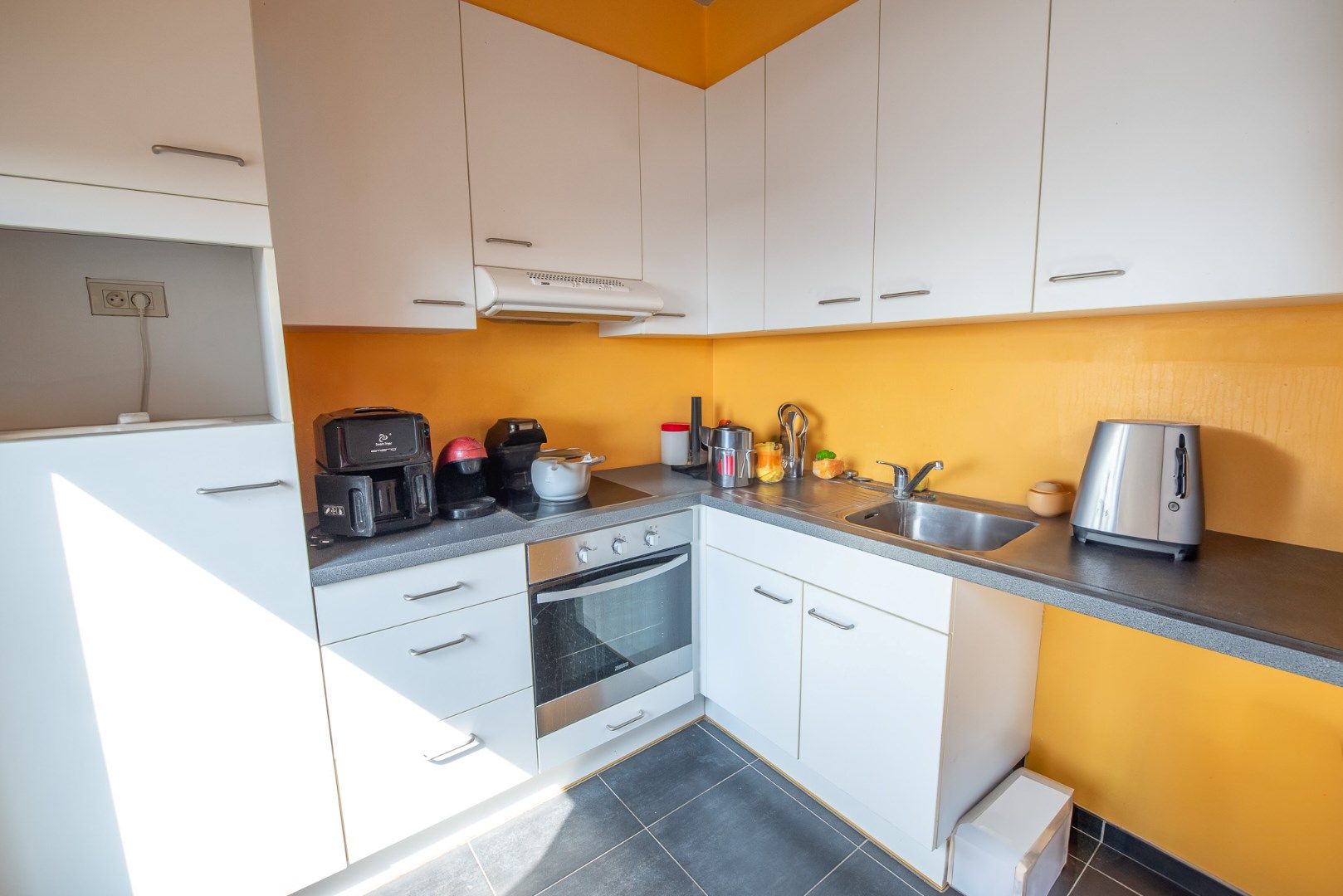 Centraal gelegen dakappartement te Zulte! foto 4