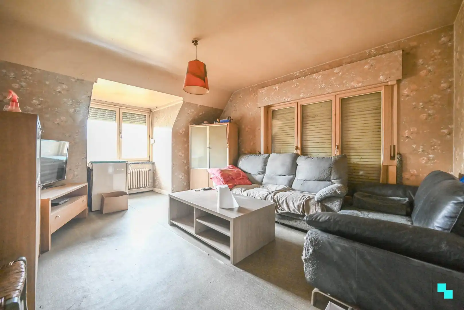 Alleenstaande woonst met atelier/loods foto 21