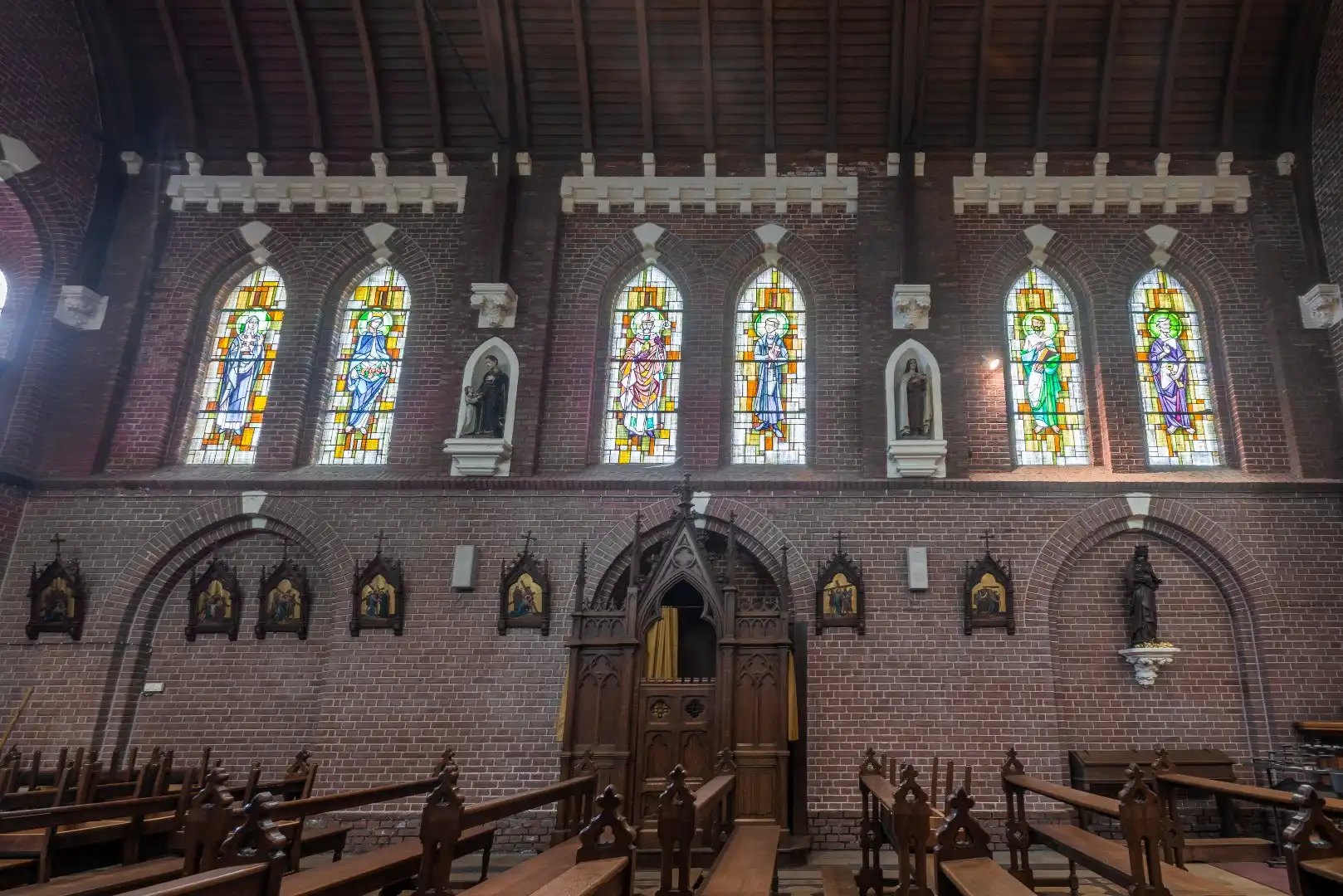 Landelijk gelegen kerk van Klein-Gelmen (Heers) foto 10