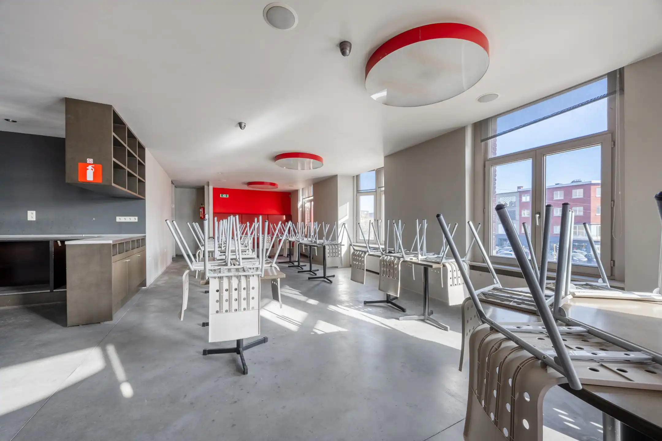 Handelspand +te renoveren appartement op centrale ligging  foto 8