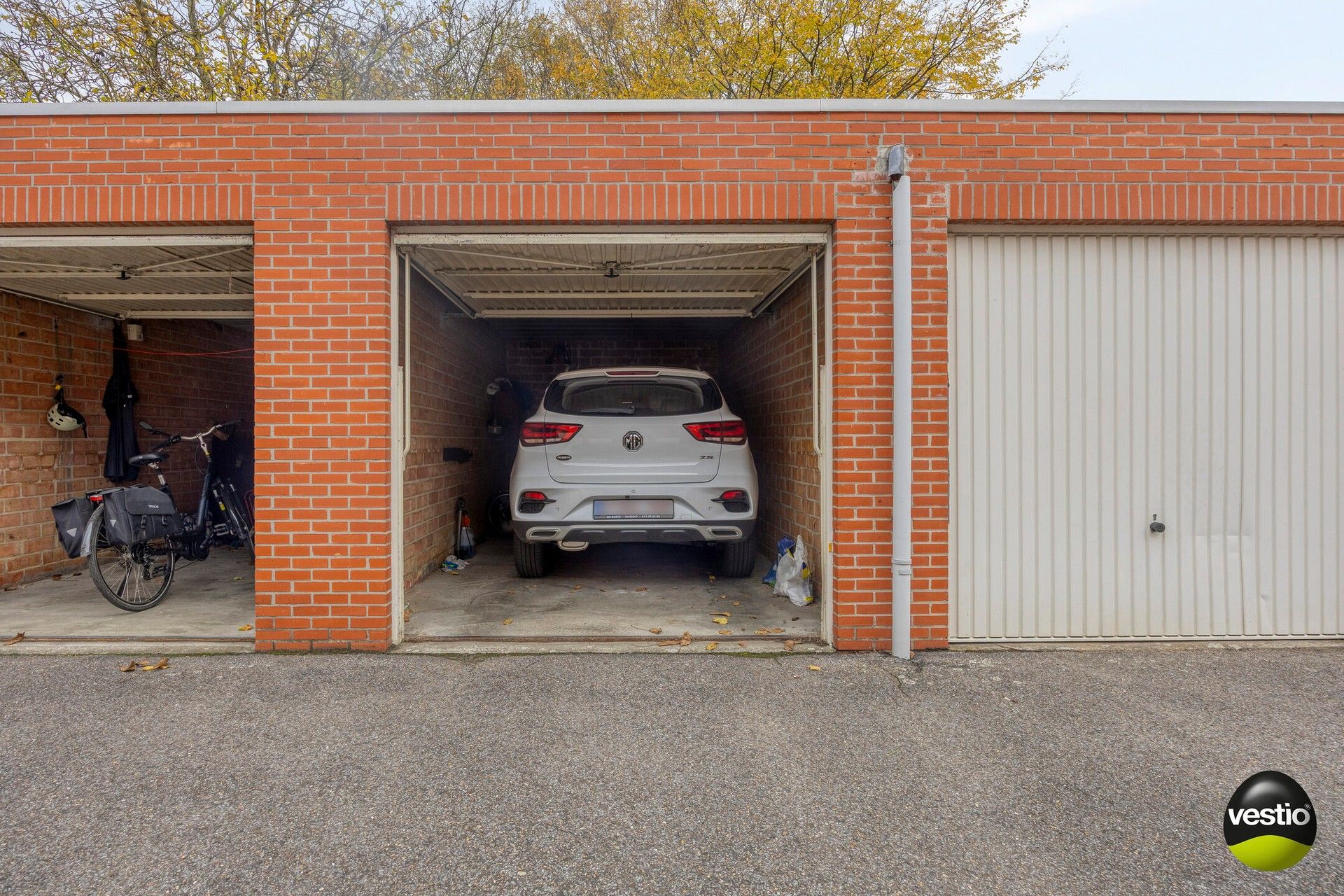Te renoveren 2-slaapkamerappartement met terras, garagebox en kelder. foto 14