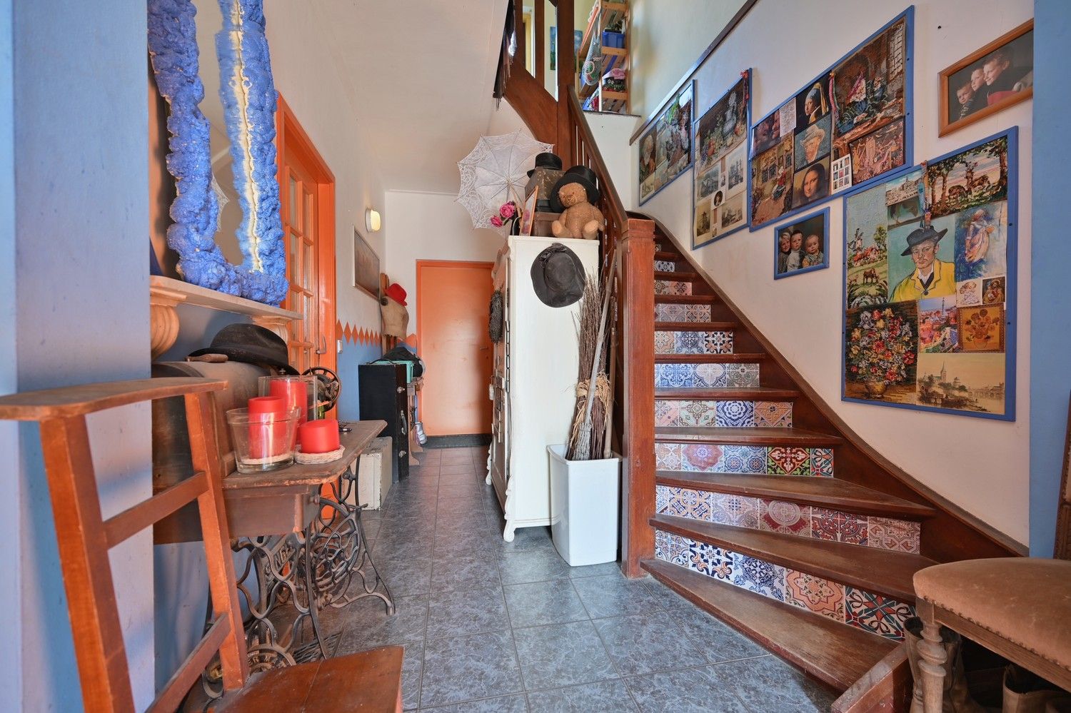 Verrassend royale woning met bijbouw/atelier en aangrenzende paardenweide, met in totaal een grondoppervlakte van 34a 88ca (3.488 m²) foto 12