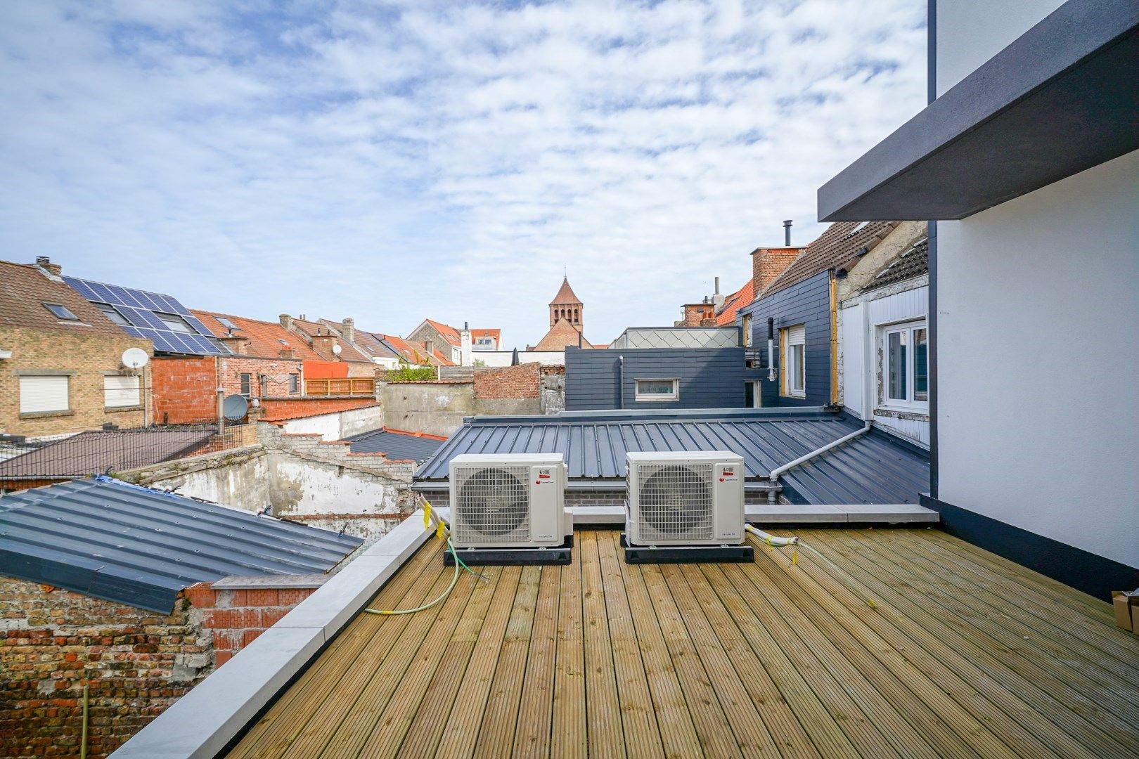 Nieuw 1-slaapkamerappartement met parking! foto 8