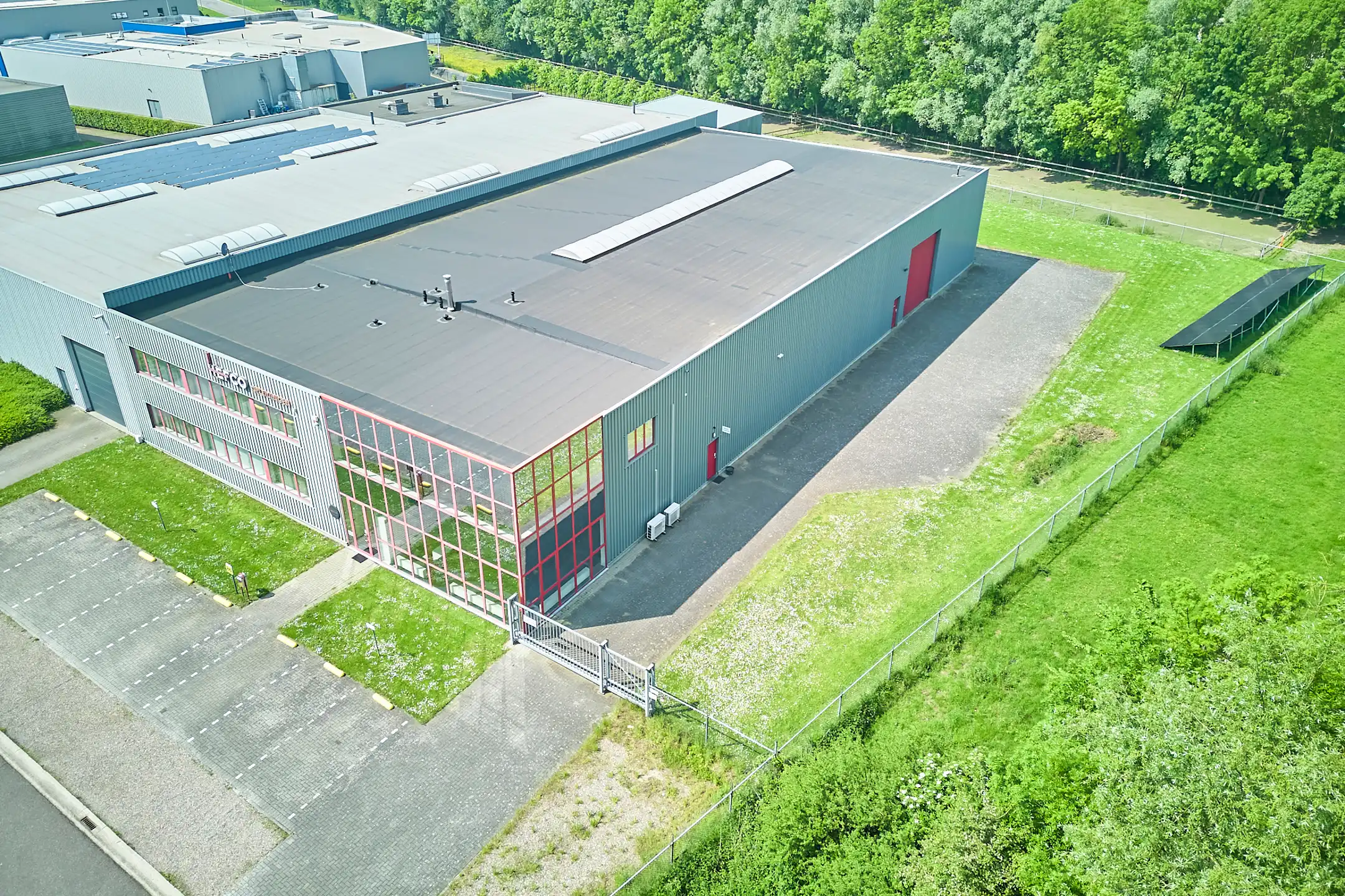 Bedrijfsvastgoed te koop Industrielaan 86 - 3630 Maasmechelen