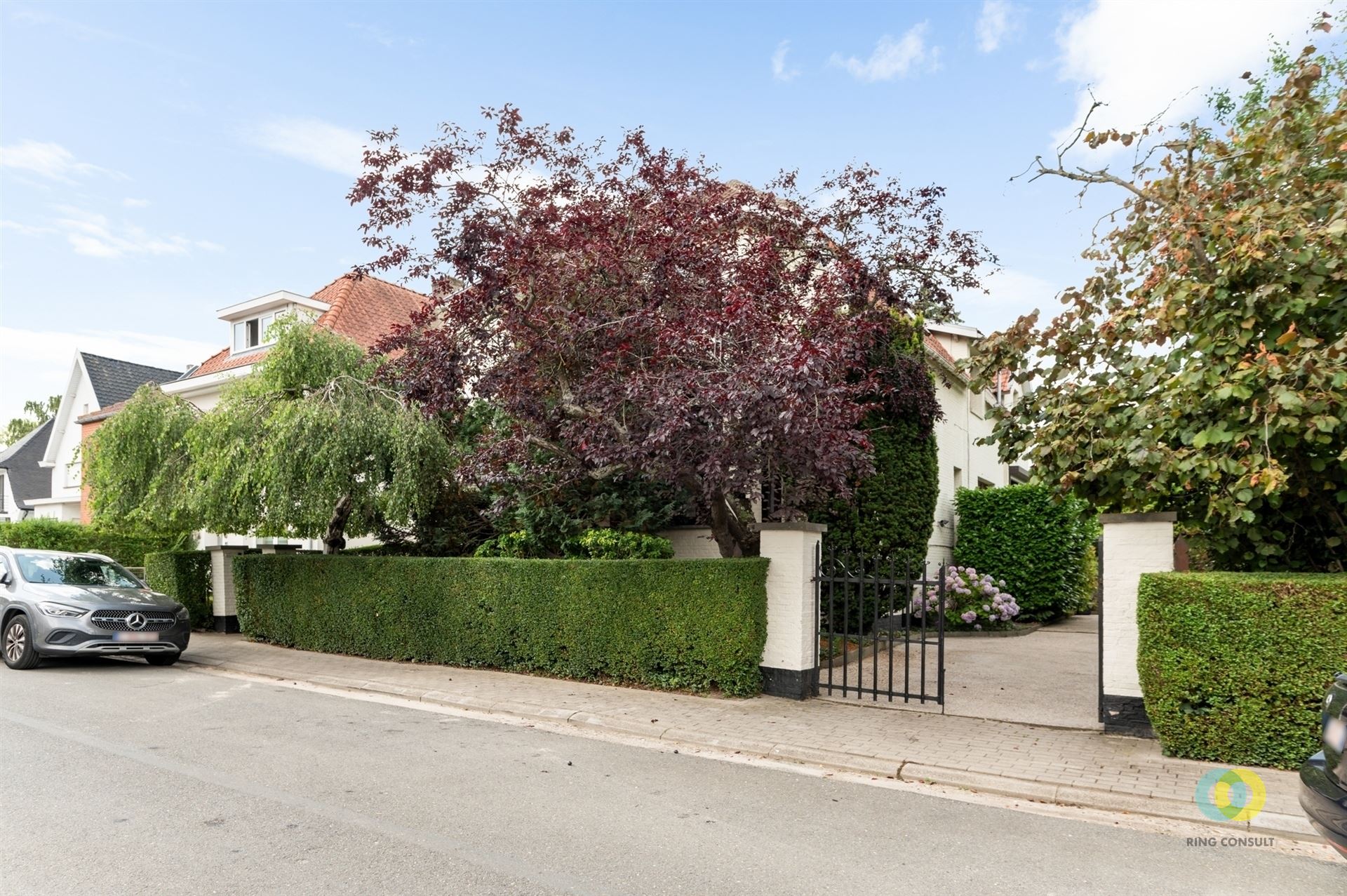 Karaktervolle villa op mooi perceel foto 24