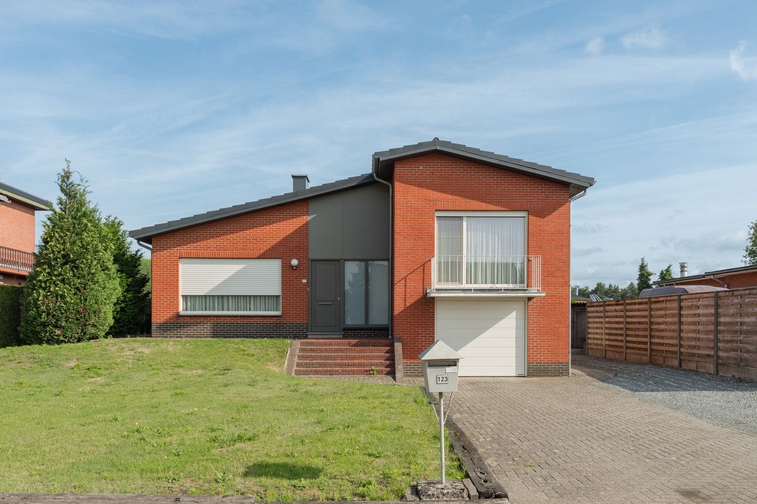 Ruime splitlevelwoning op 1126 m² in Achel, nabij de Nederlandse grens! foto 27