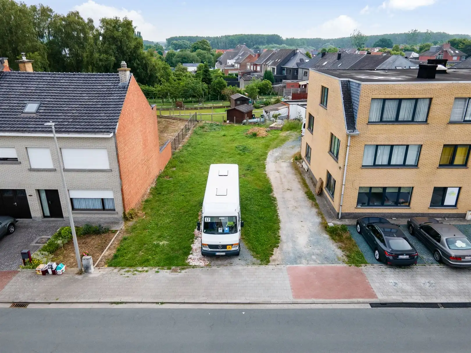 Bouwgrond voor halfopen bebouwing - rustige, groene ligging foto 2