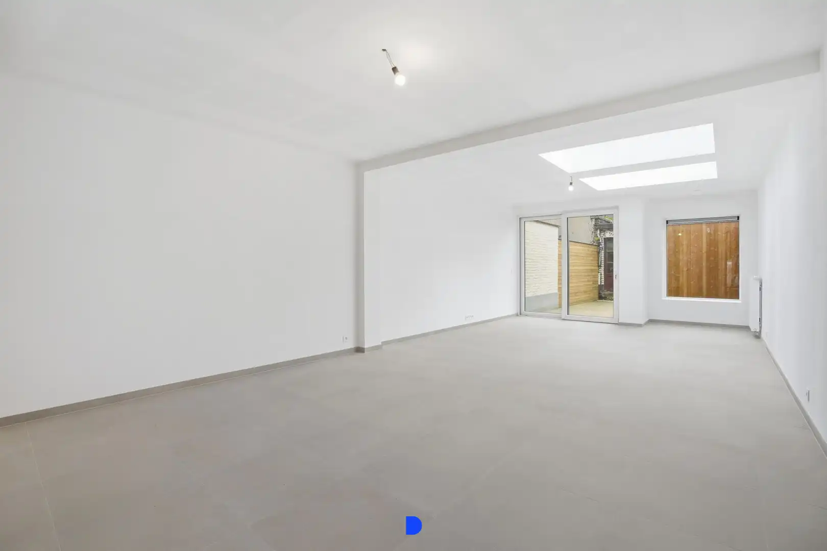 Instapklare woning met 4 slaapkamers en tuin foto 9