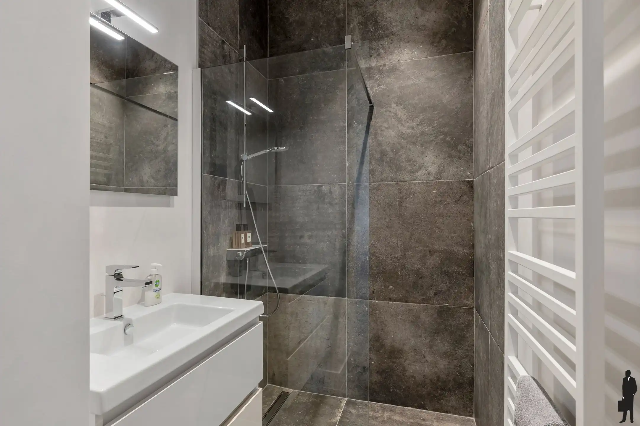 Prachtige loft in iconisch pand aan het MAS foto 10