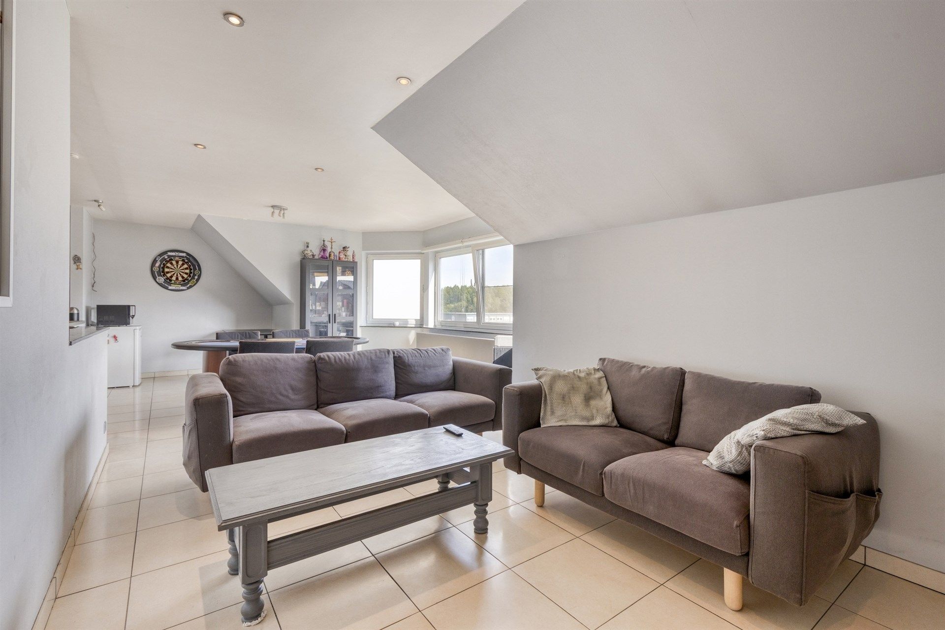 Instapklaar app. 85m² met 2 slpks & garage te Herzele  foto 8