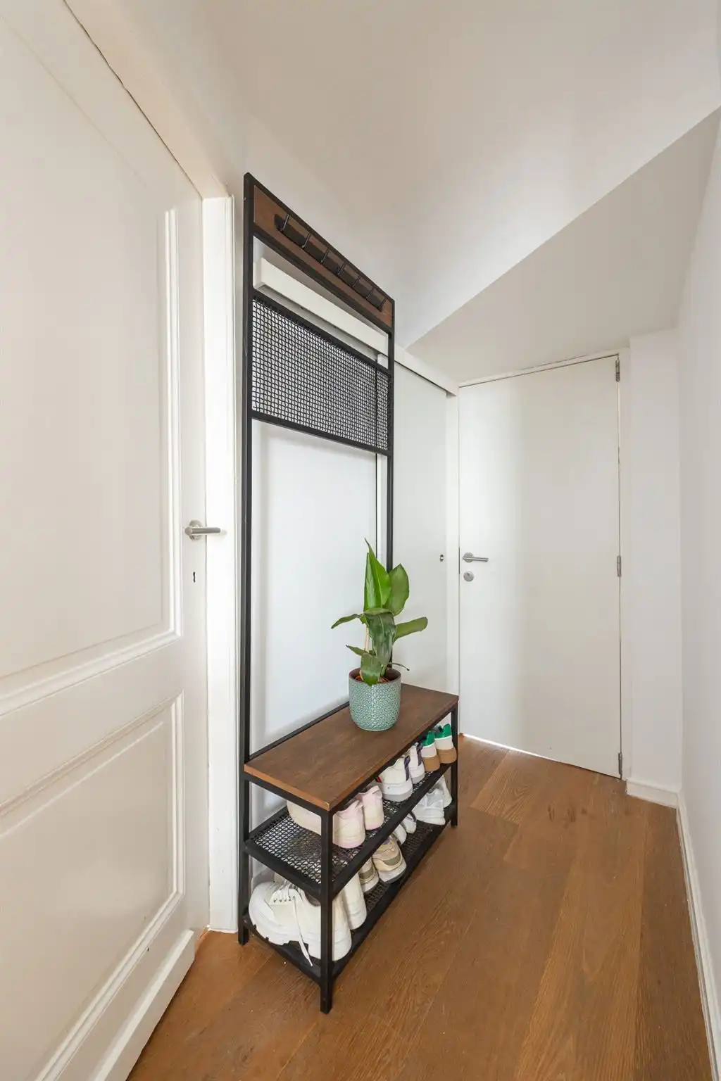 Licht hoekappartement in hartje Zurenborg foto 7