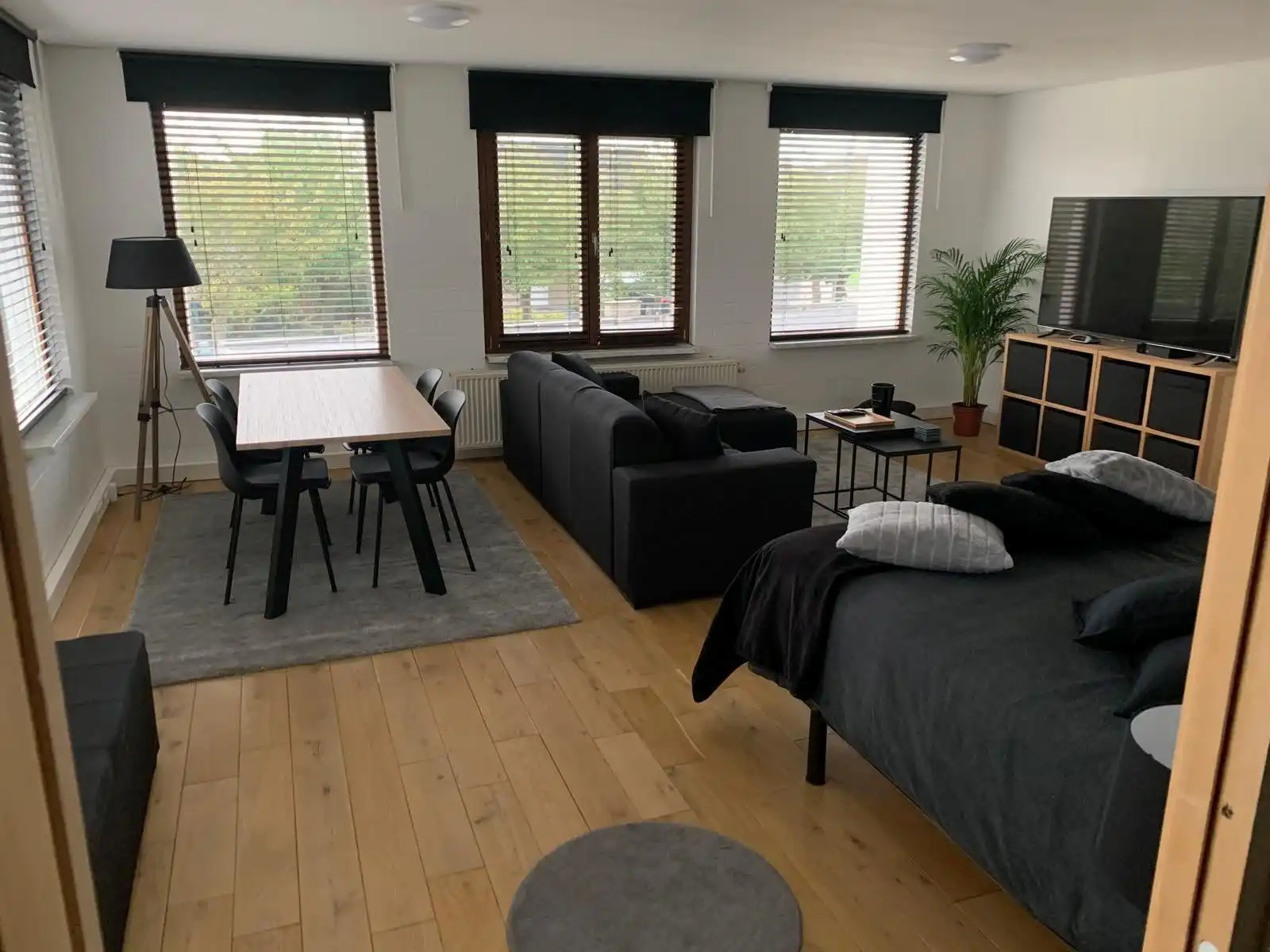 Wonen & werken gecombineerd in een indrukwekkend pand in Lauwe foto 14