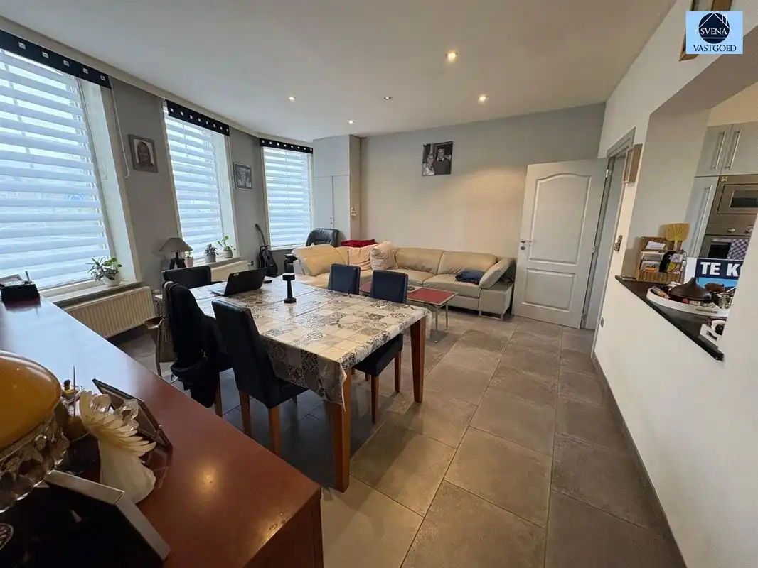 ZEER GOED GELEGEN WONING NABIJ CENTRUM foto 5