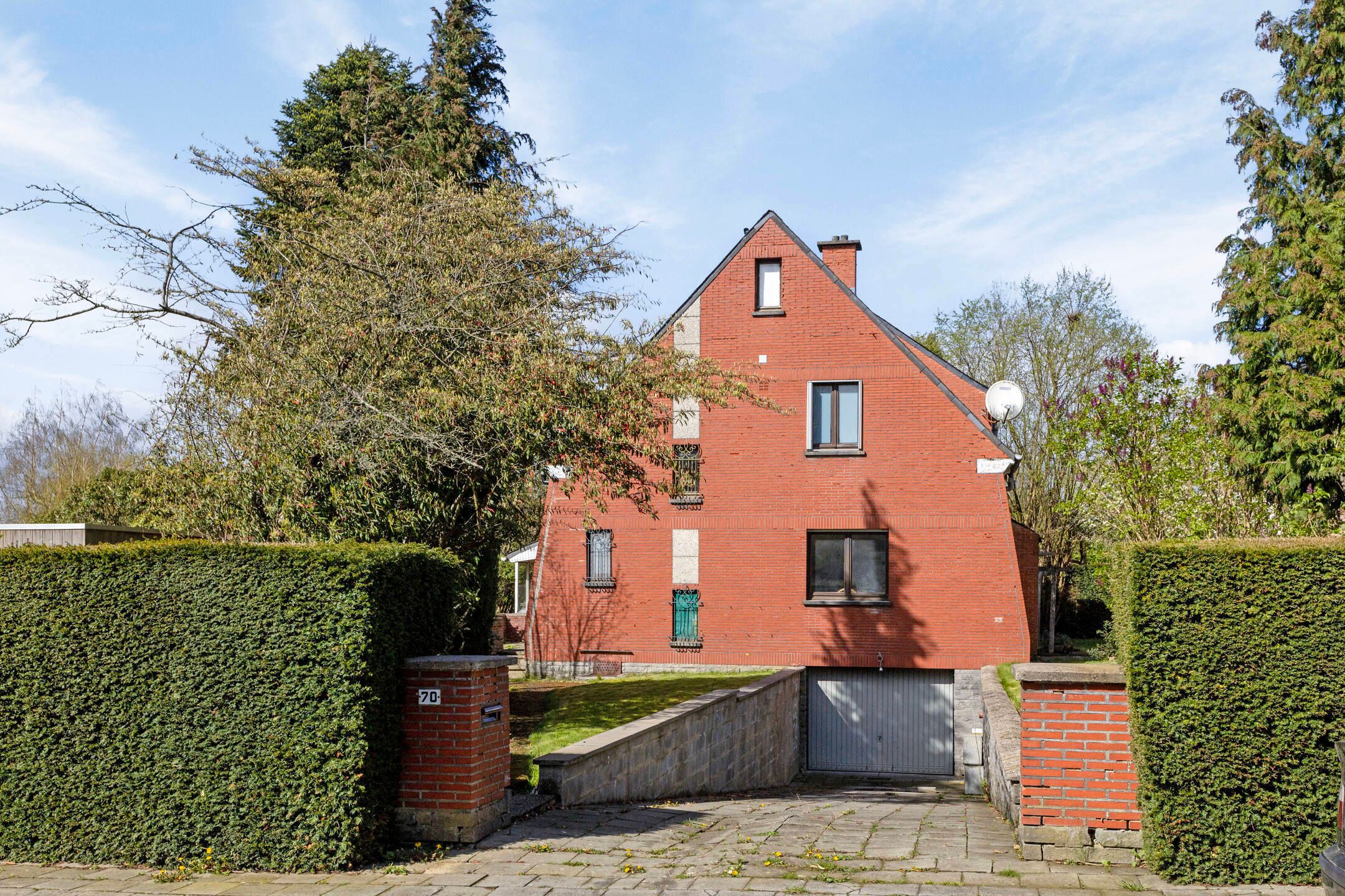 Viergevelwoning van 209m² met tuin foto 32