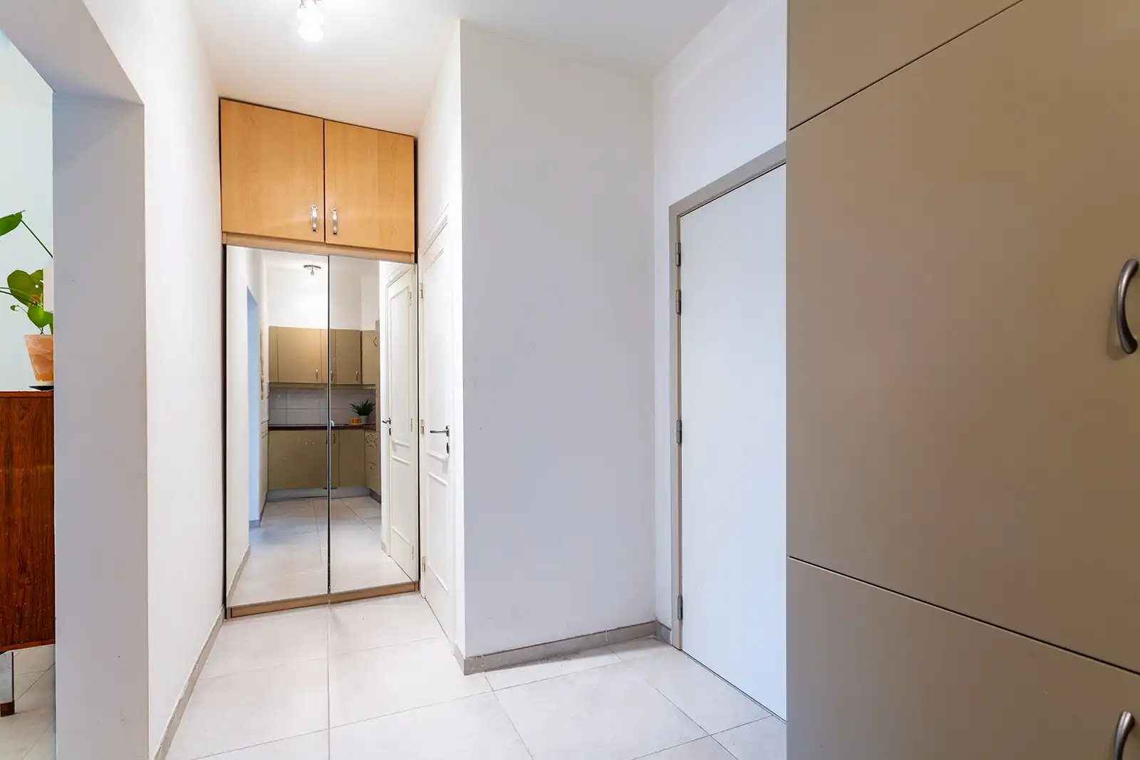 Instapklaar appartement op centrale locatie foto 14