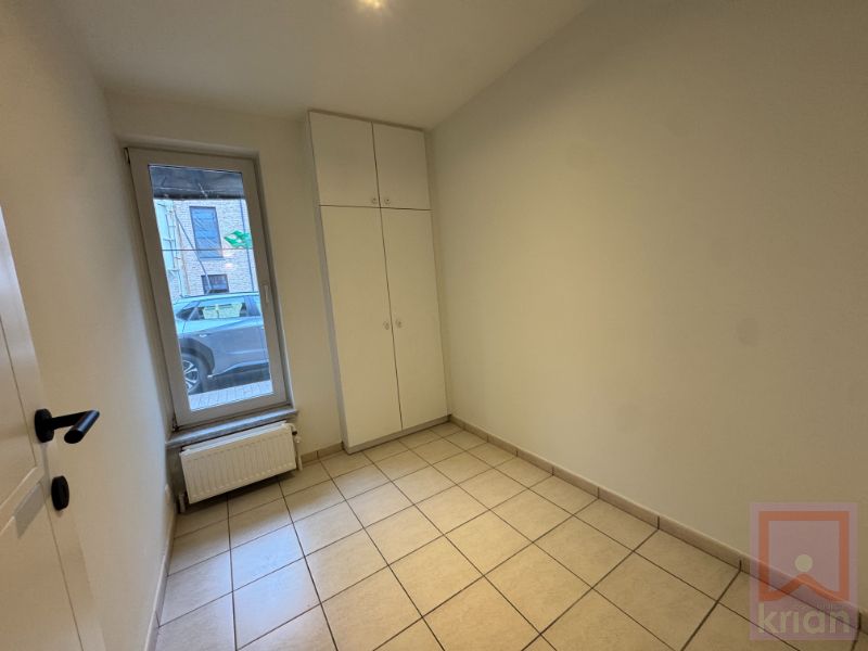 Gelijkvloers appartement met 3 slaapkamers, garage en terras. foto 19