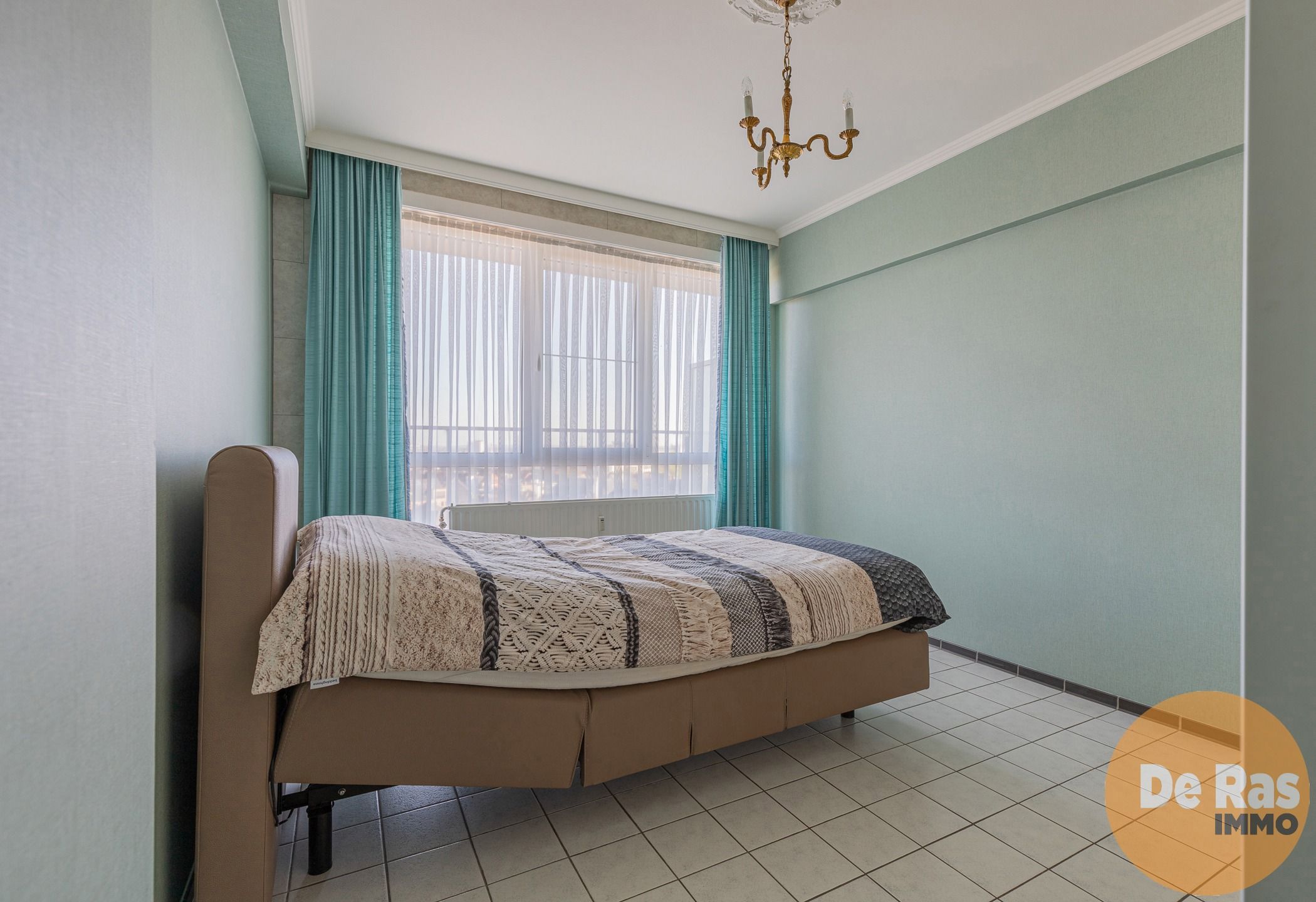 AALST–Instapklaar en goed gelegen 2-slaapkamerappartement foto 9