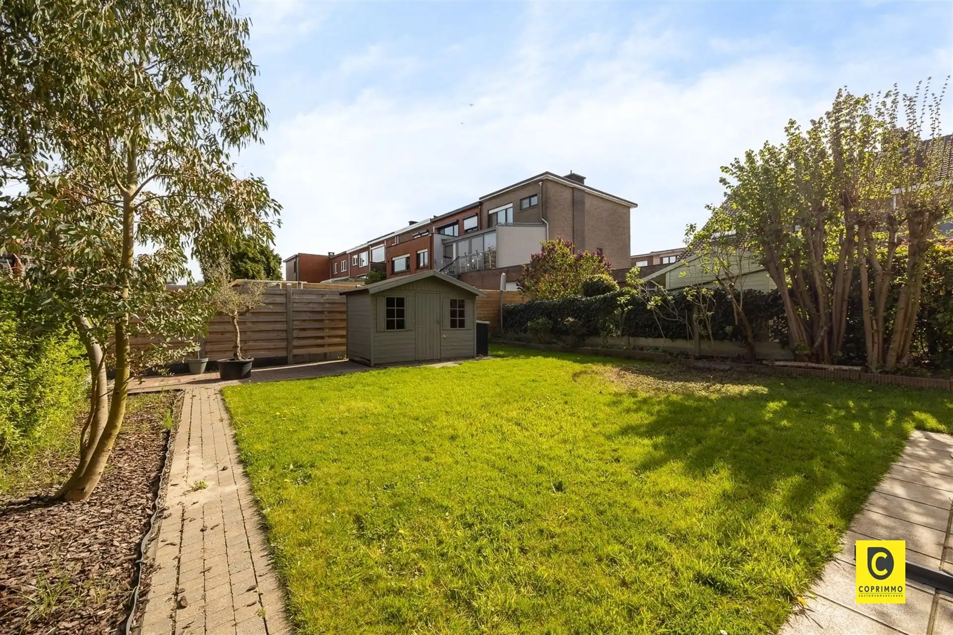 HOB: 4 slk  in doodlopende straat  foto 3