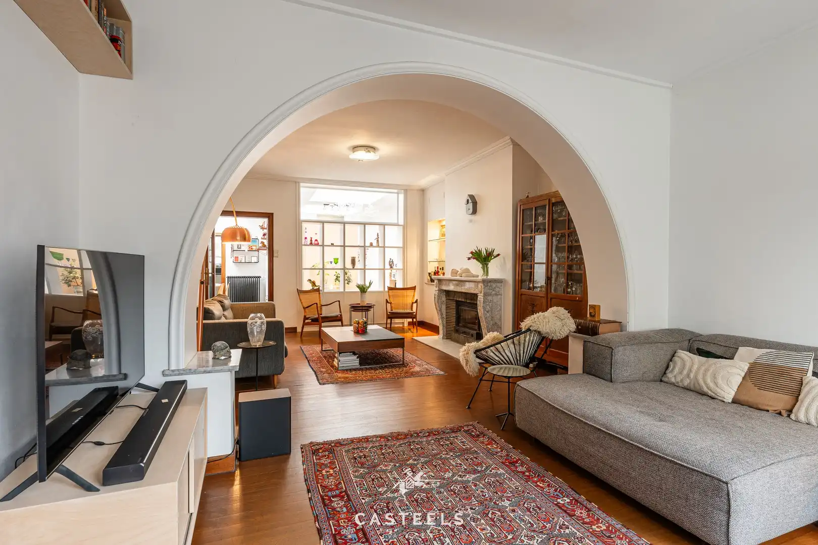 Karaktervolle ruime woning te Gentbrugge te koop foto 3